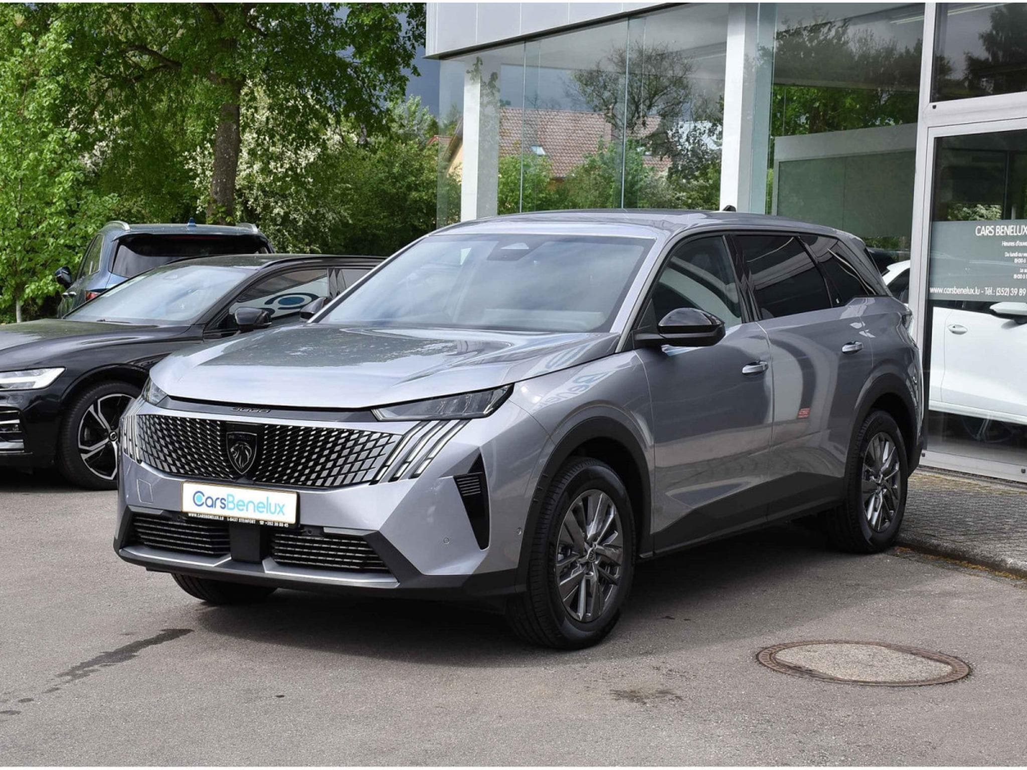 Peugeot 5008 Hybrid 145 Allure e-DCS ACC SG CHFF CAM360 NEUF (2026) - Foto 2
