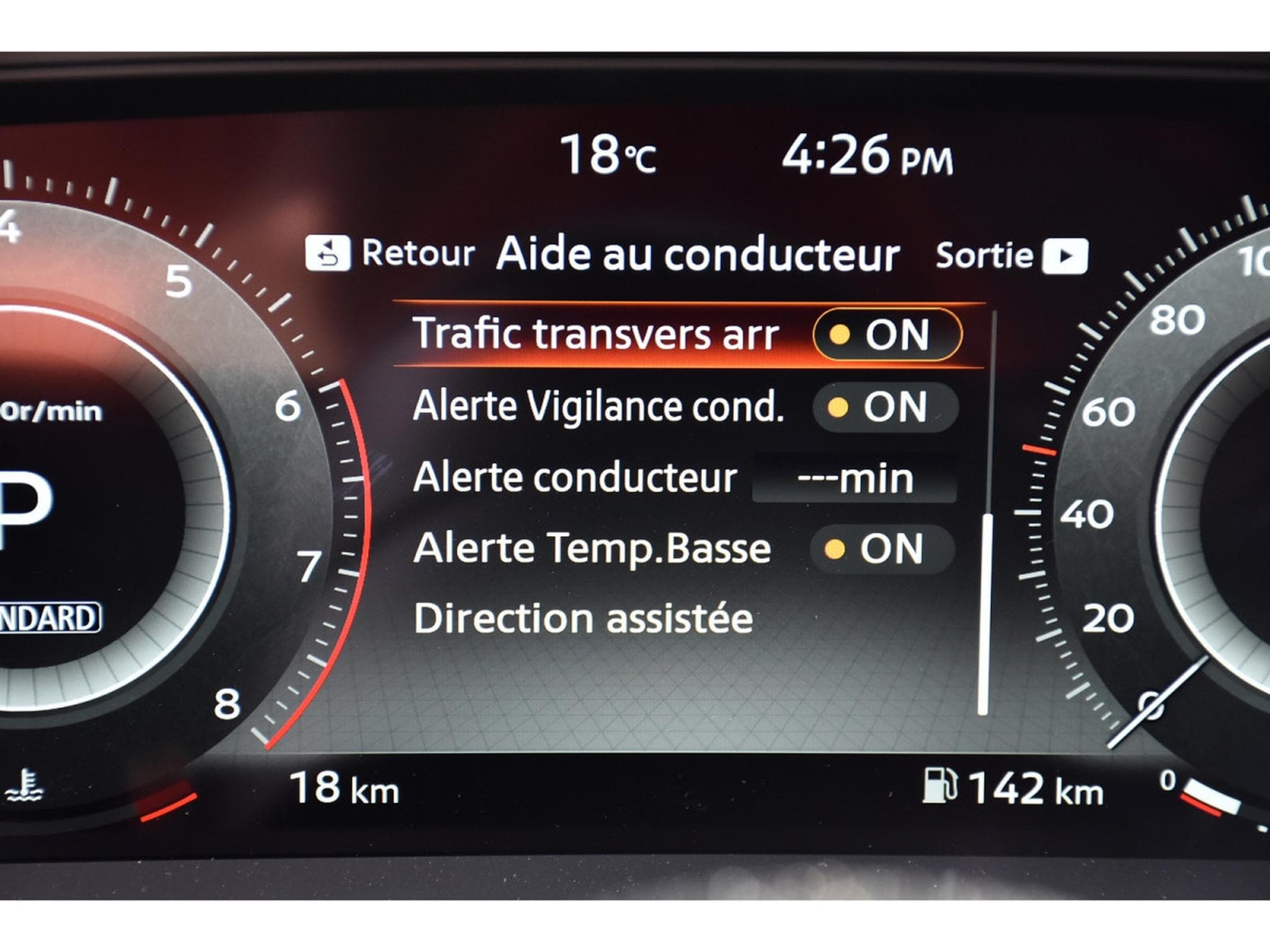Nissan Qashqai 1.3 DIG-T MHEV N-Connecta Xtronic COLD PACK NEUF (2025) - Foto 17