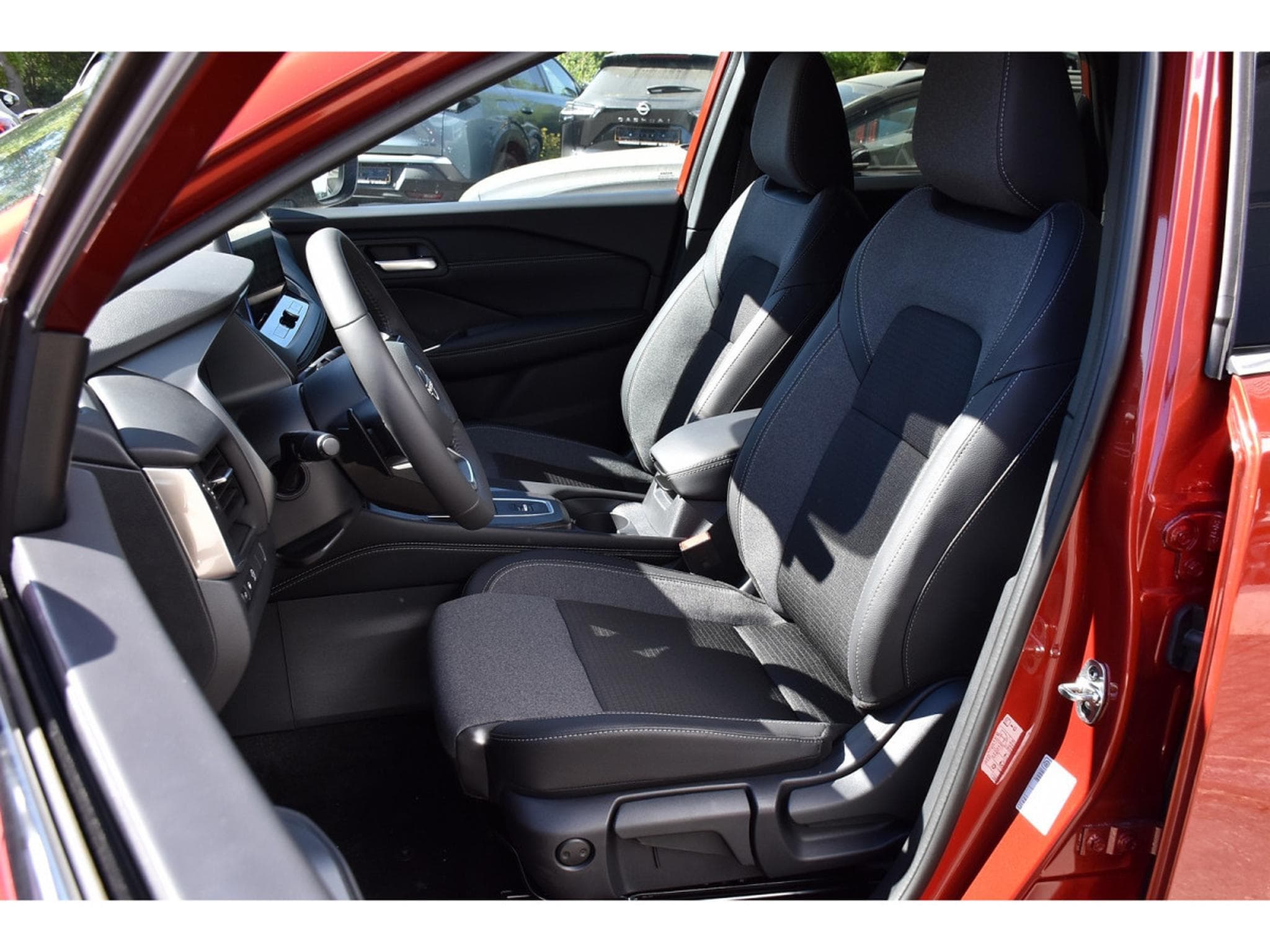 Nissan Qashqai 1.3 DIG-T MHEV N-Connecta Xtronic COLD PACK NEUF (2025) - Foto 6