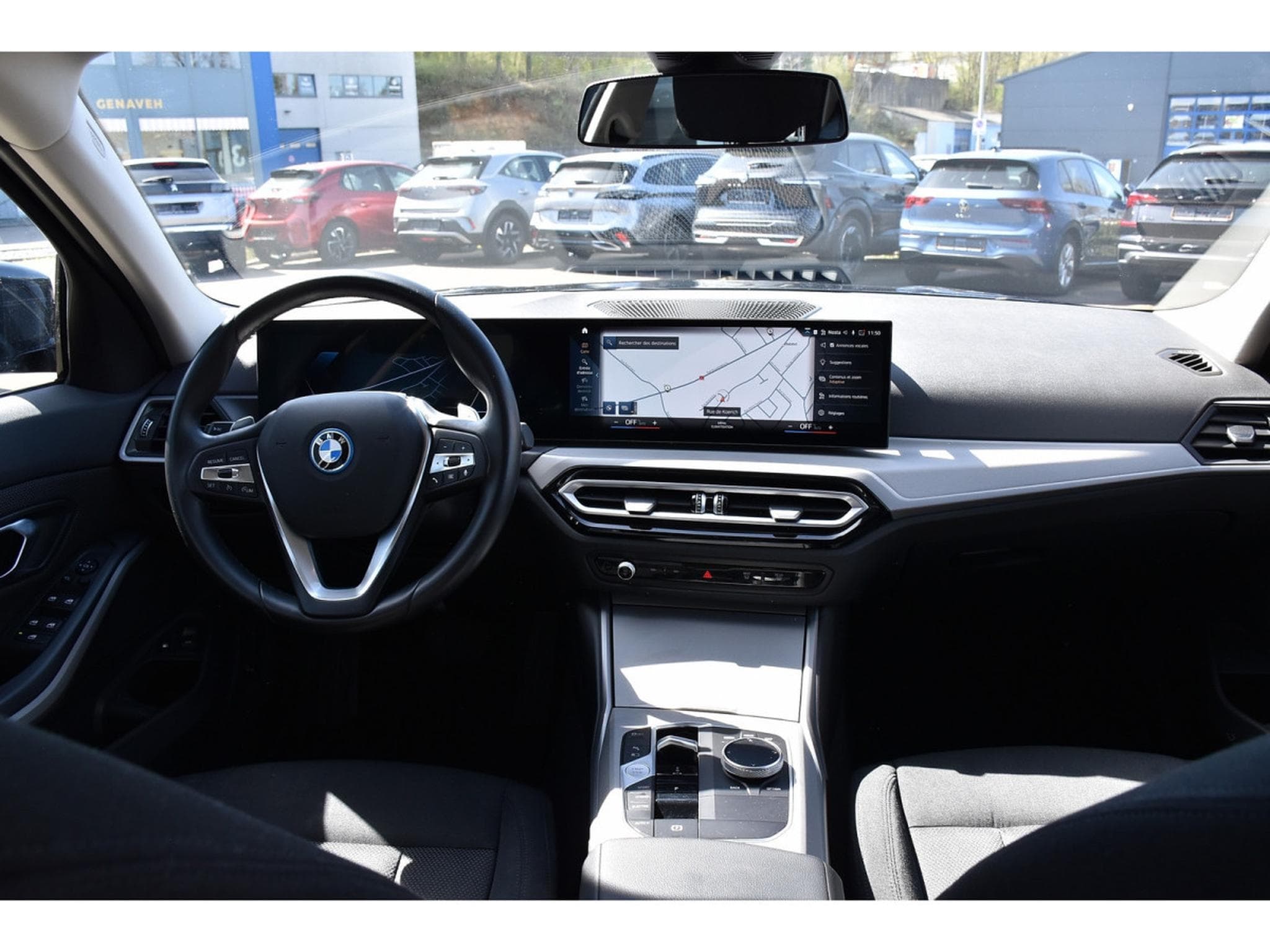 BMW 320 eA Touring PHEV 32g CO2 REGUL LANE GPS CAM PARK 1° MAIN (2023) - Foto 10