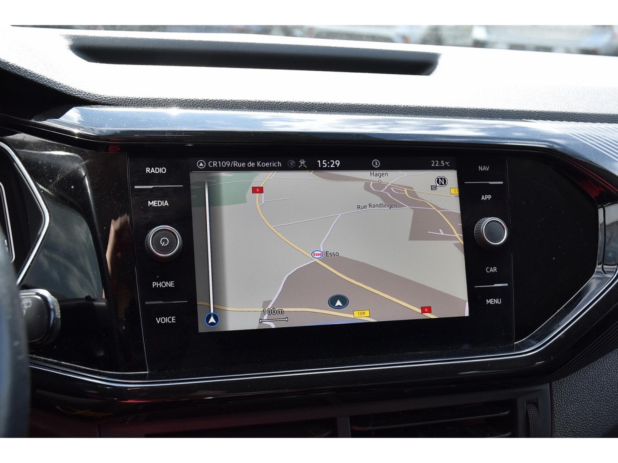 VW T-Cross 1.0 TSI Style DSG ACC LANE SIDE GPS LED 1° MAIN (2021) - Foto 10