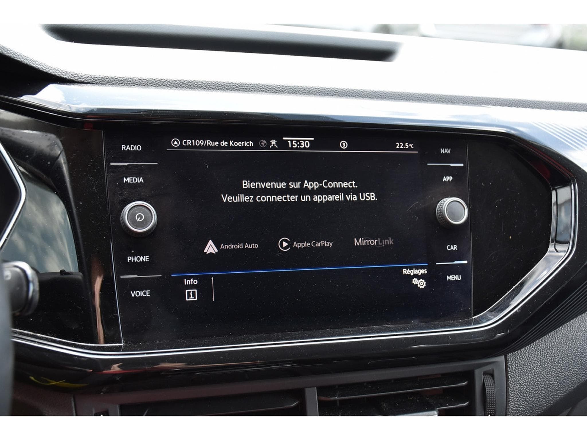 VW T-Cross 1.0 TSI Style DSG ACC LANE SIDE GPS LED 1° MAIN (2021) - Foto 13