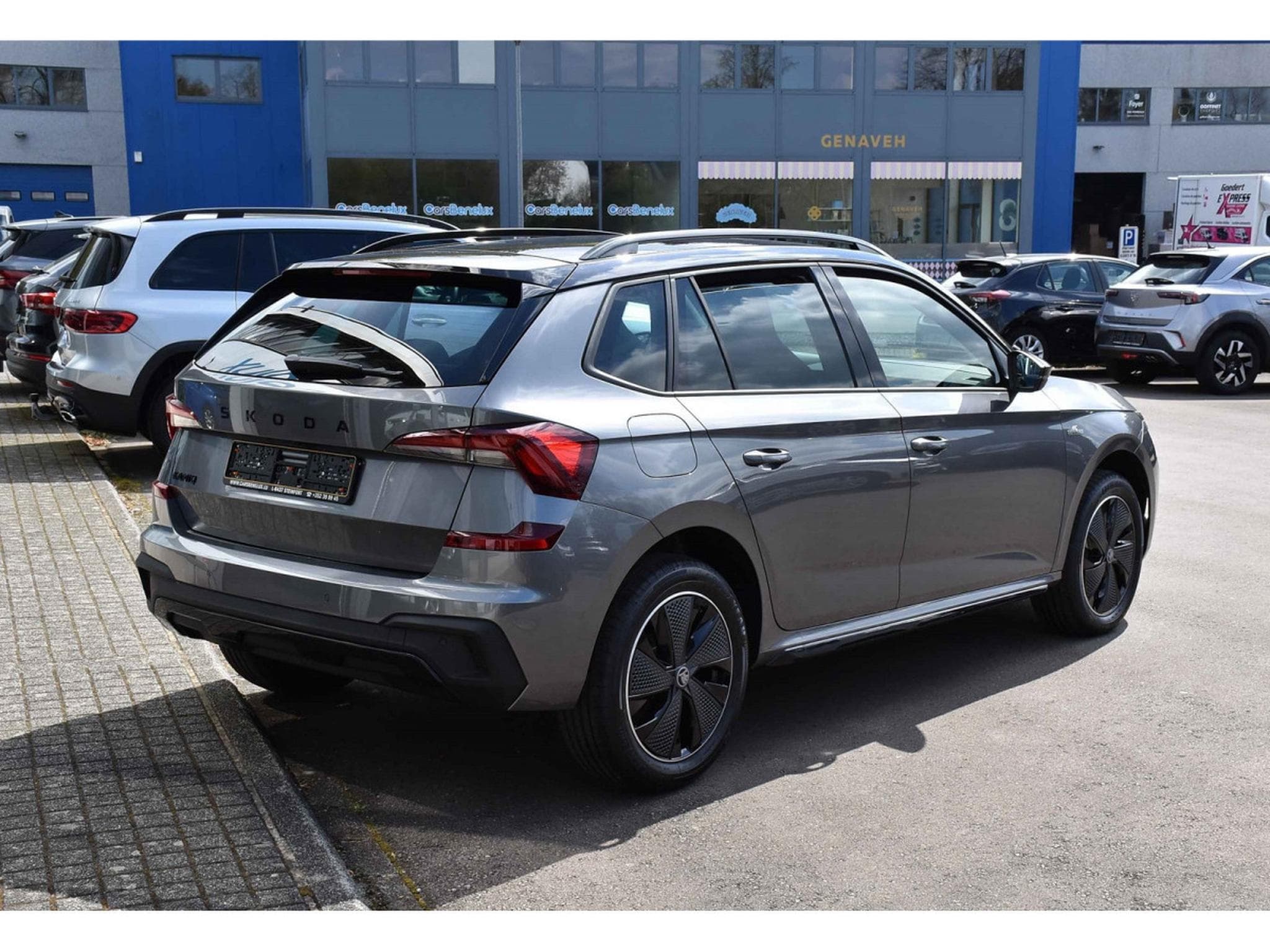 Skoda Kamiq 1.5 TSI Monte Carlo DSG PANO ACC TRAVEL SIDE KESSY NEUF (2026) - Foto 4