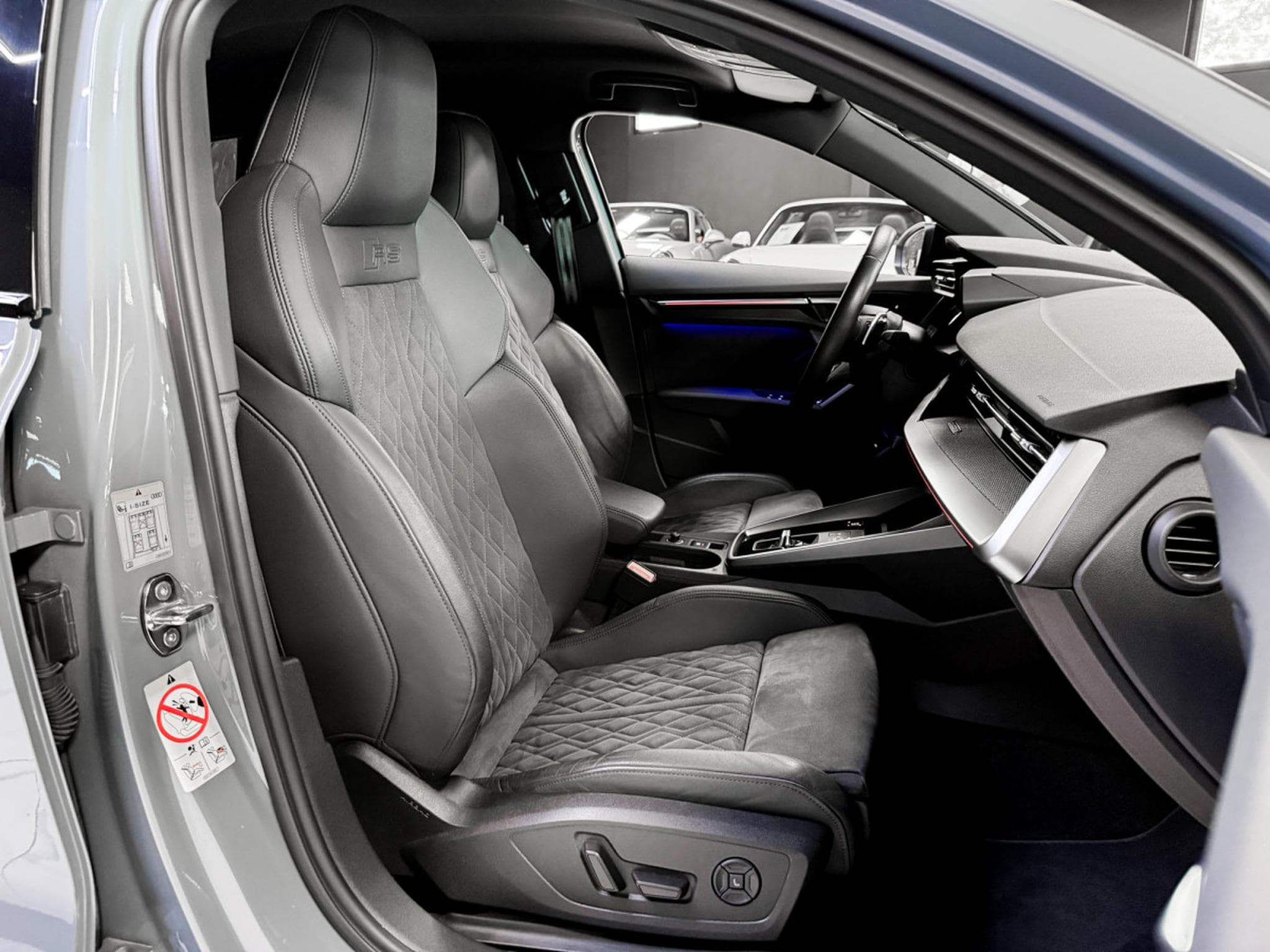 Audi RS3 Sportback 2.5 TFSI quattro (2022) - Photo 12