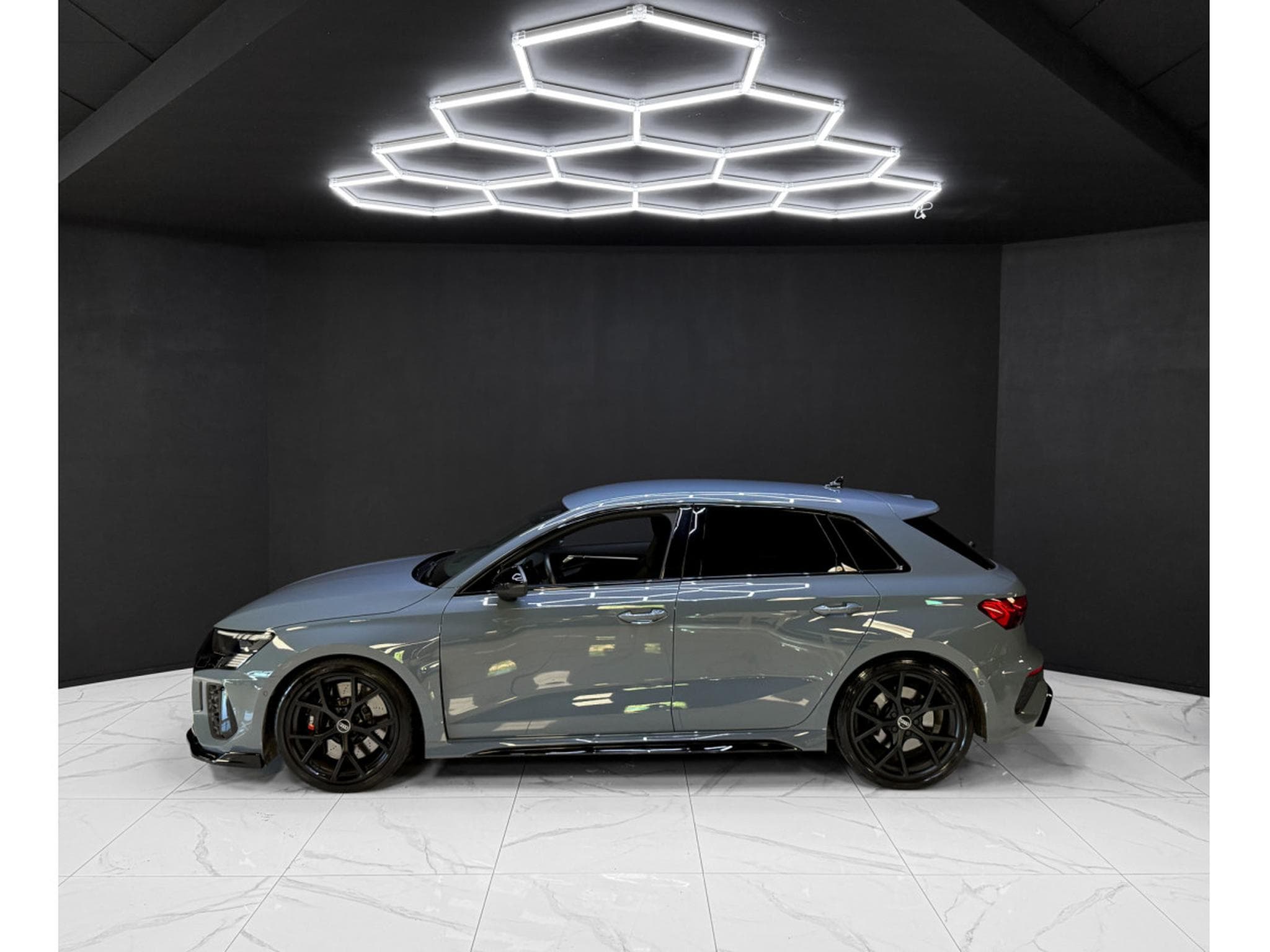 Audi RS3 Sportback 2.5 TFSI quattro (2022) - Photo 2