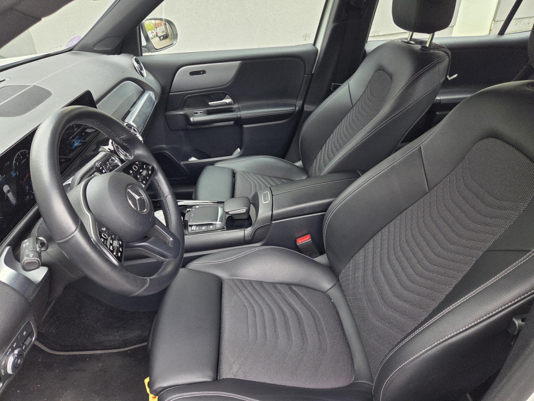 Mercedes GLB 200 4 Matic 163 CV 7G-DCT (Garantie 12 Mois) (2021) - Photo 14