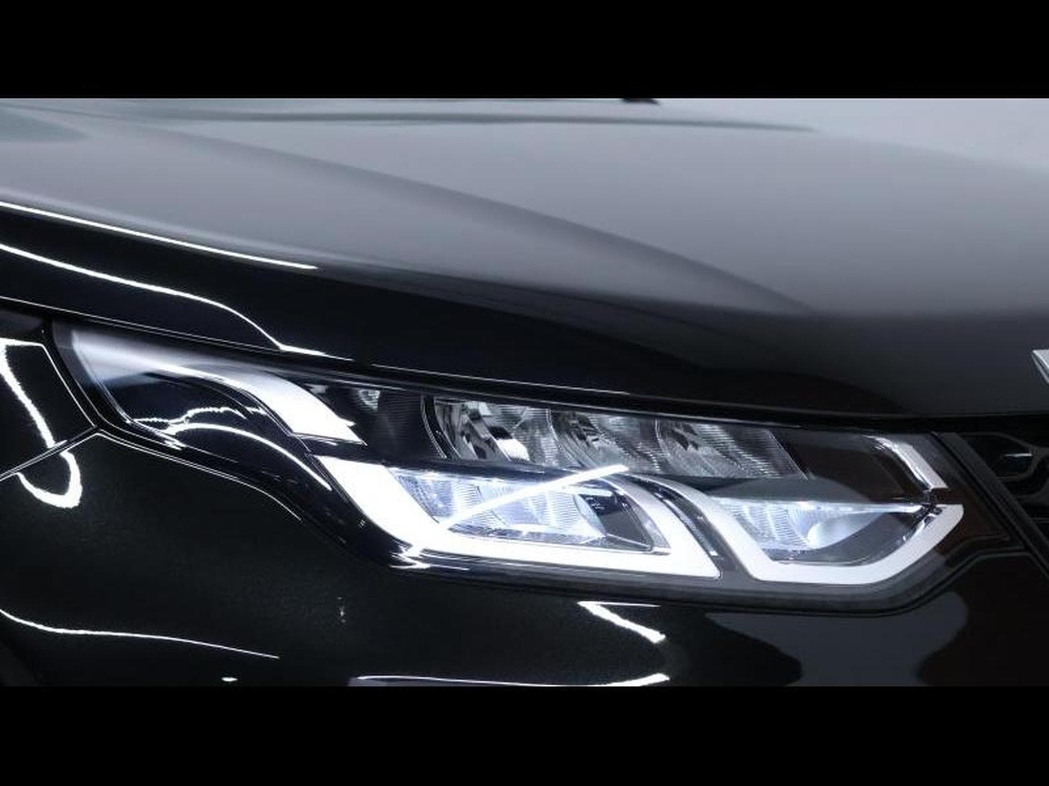 Land-Rover Discovery Sport D165 S AWD Auto 7 Places (2024) - Photo 10