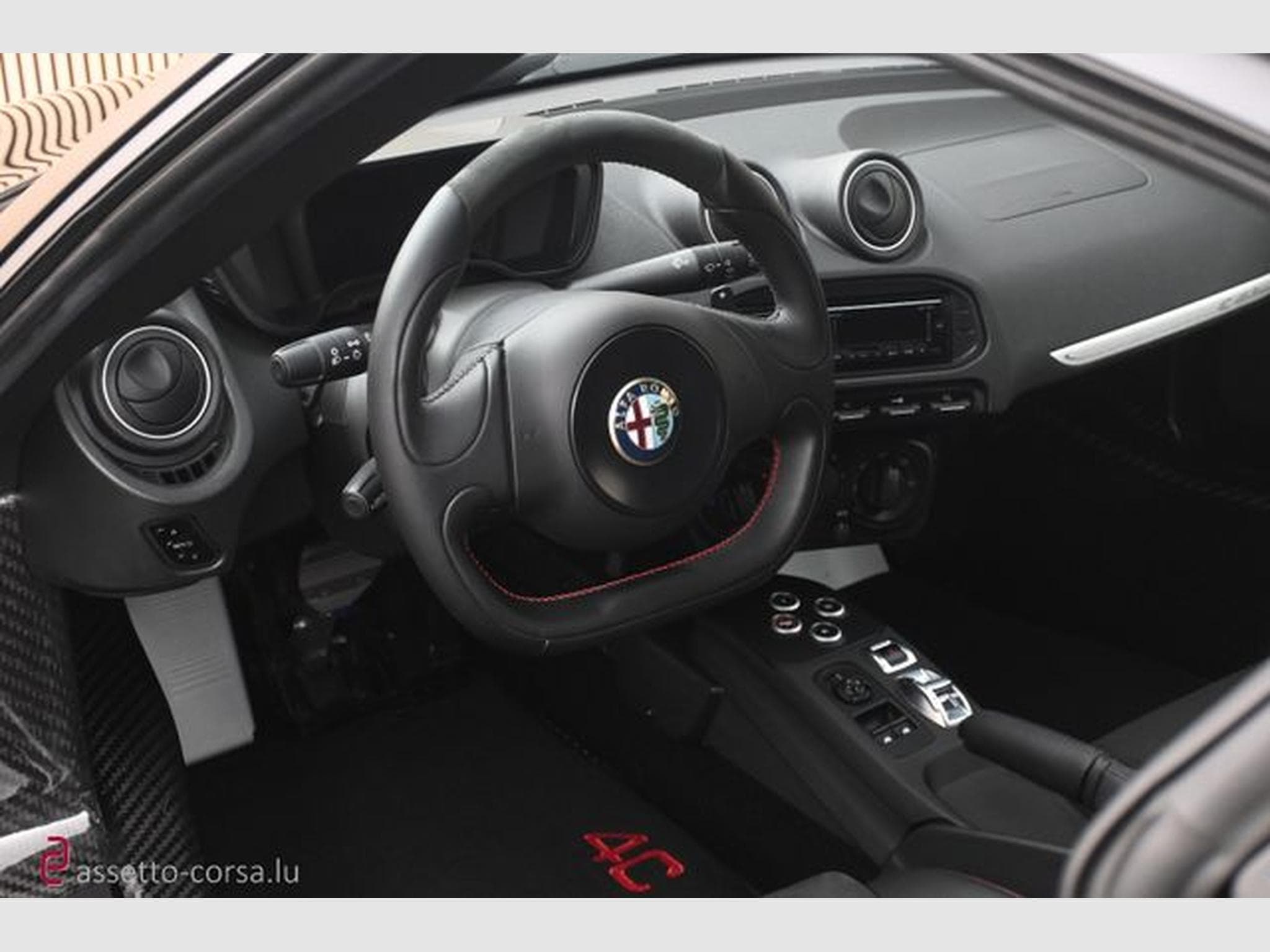 Alfa-Romeo 4C 4C*Carbon*10.379km*Classic Rims* Service history (2019) - Photo 12