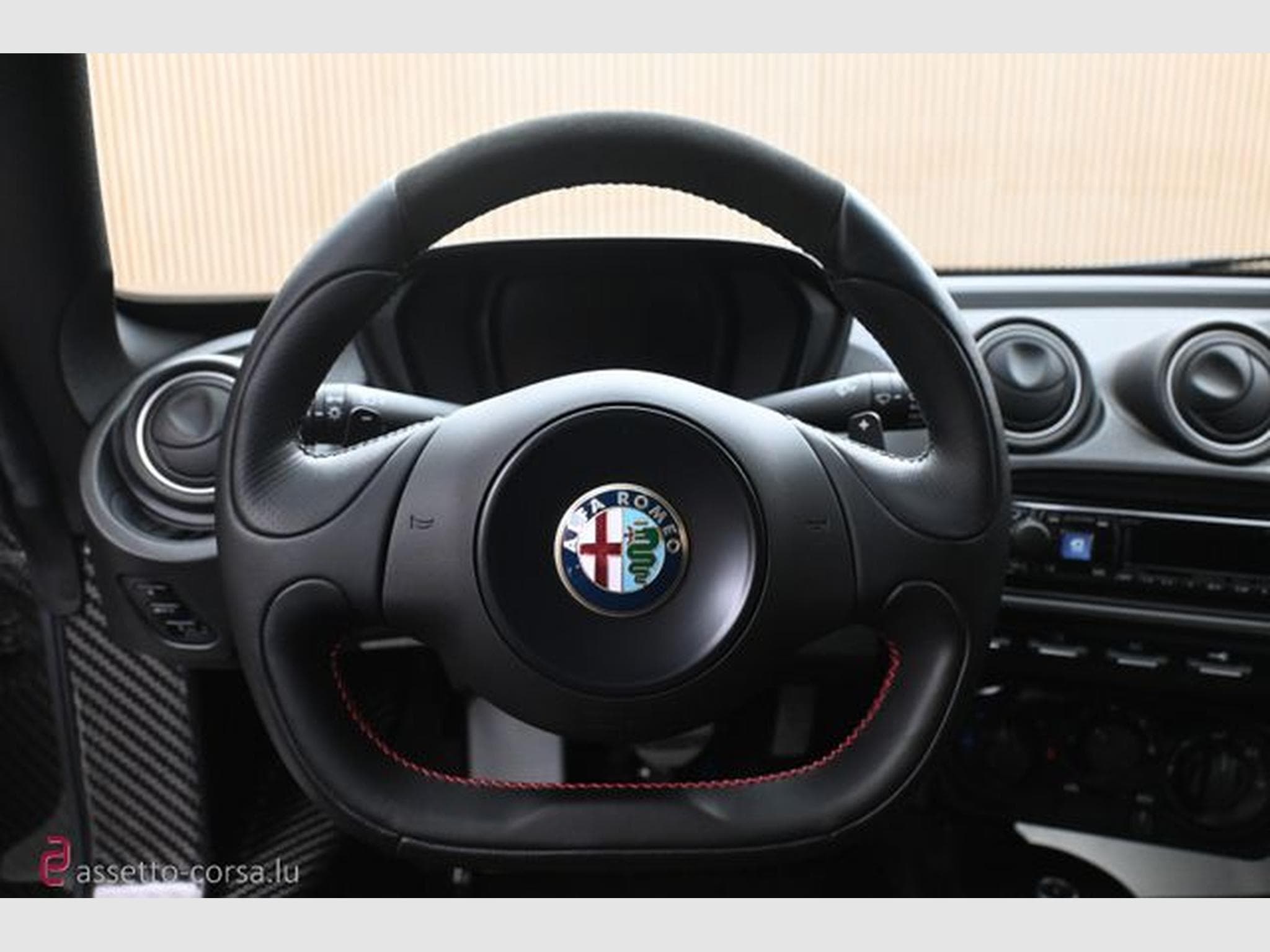 Alfa-Romeo 4C 4C*Carbon*10.379km*Classic Rims* Service history (2019) - Photo 13