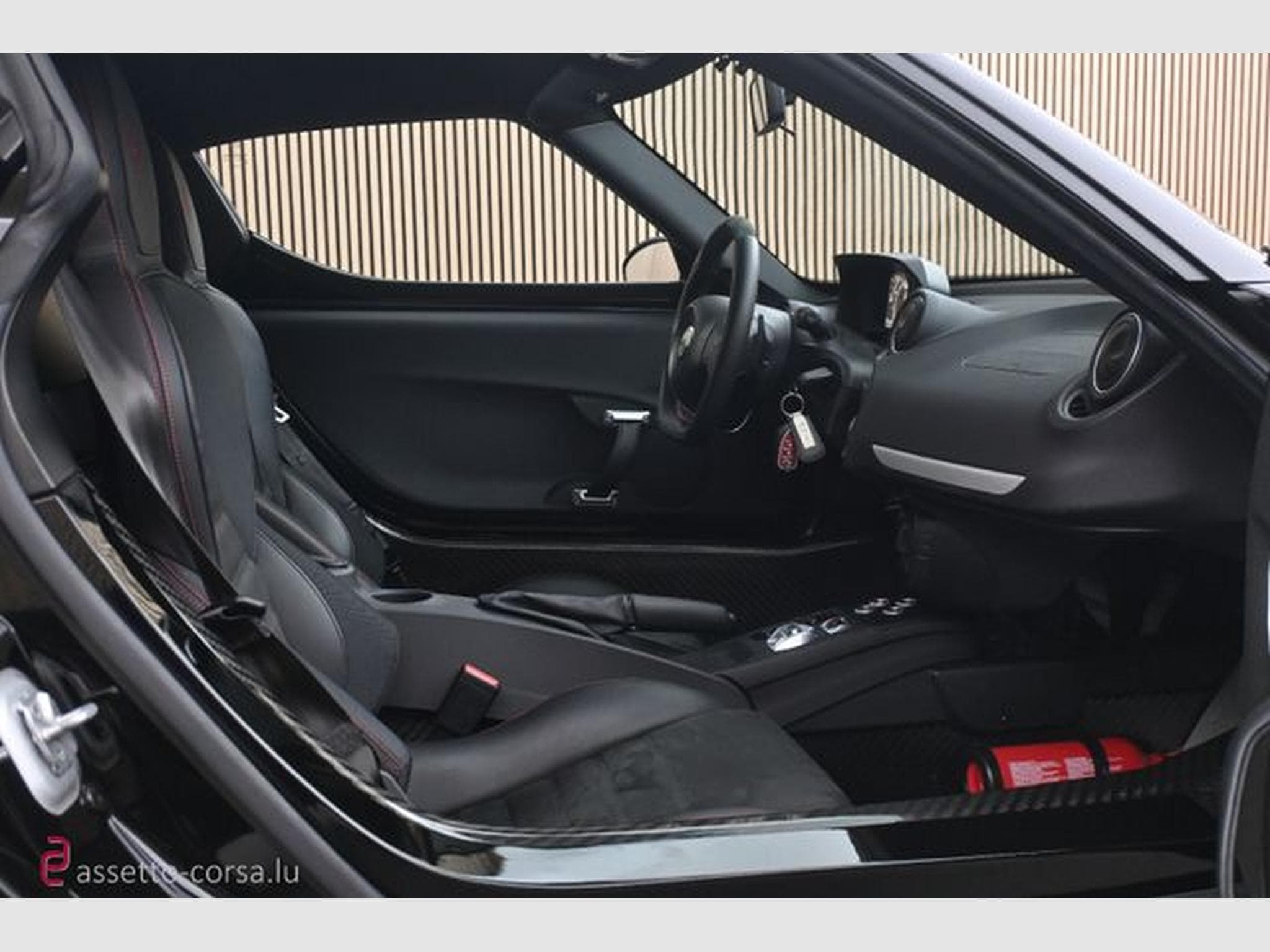 Alfa-Romeo 4C 4C*Carbon*10.379km*Classic Rims* Service history (2019) - Photo 24