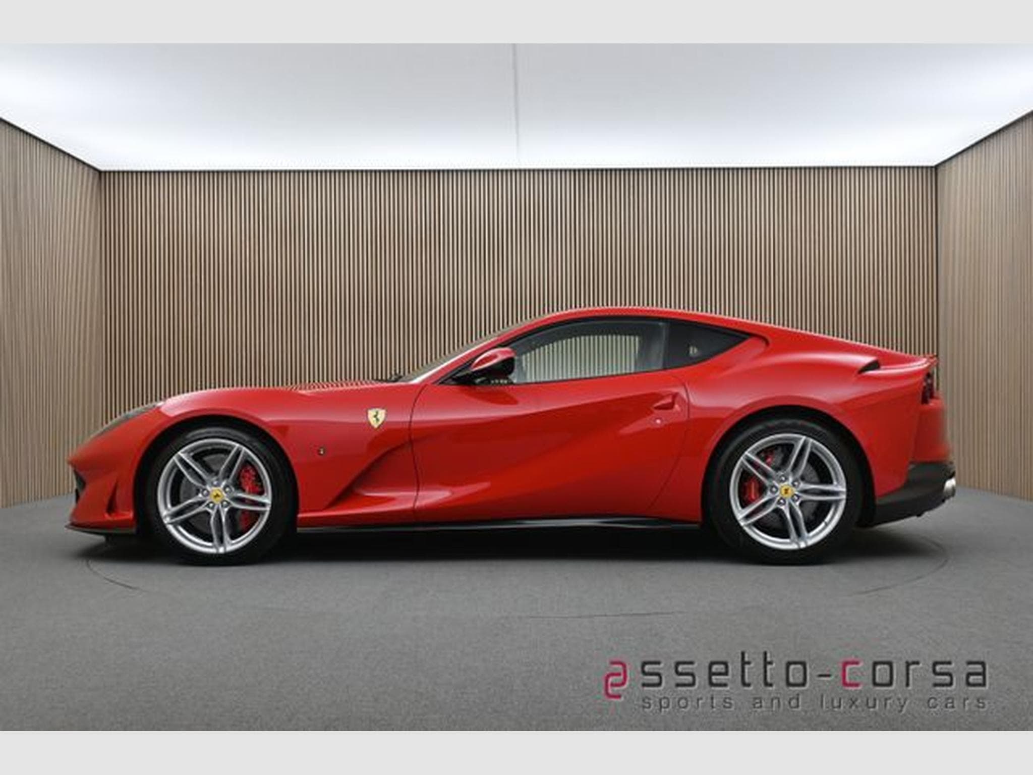 Ferrari 812 812 Superfast*Lift*Carbon*7013km*Rosso Corsa (2019) - Photo 1