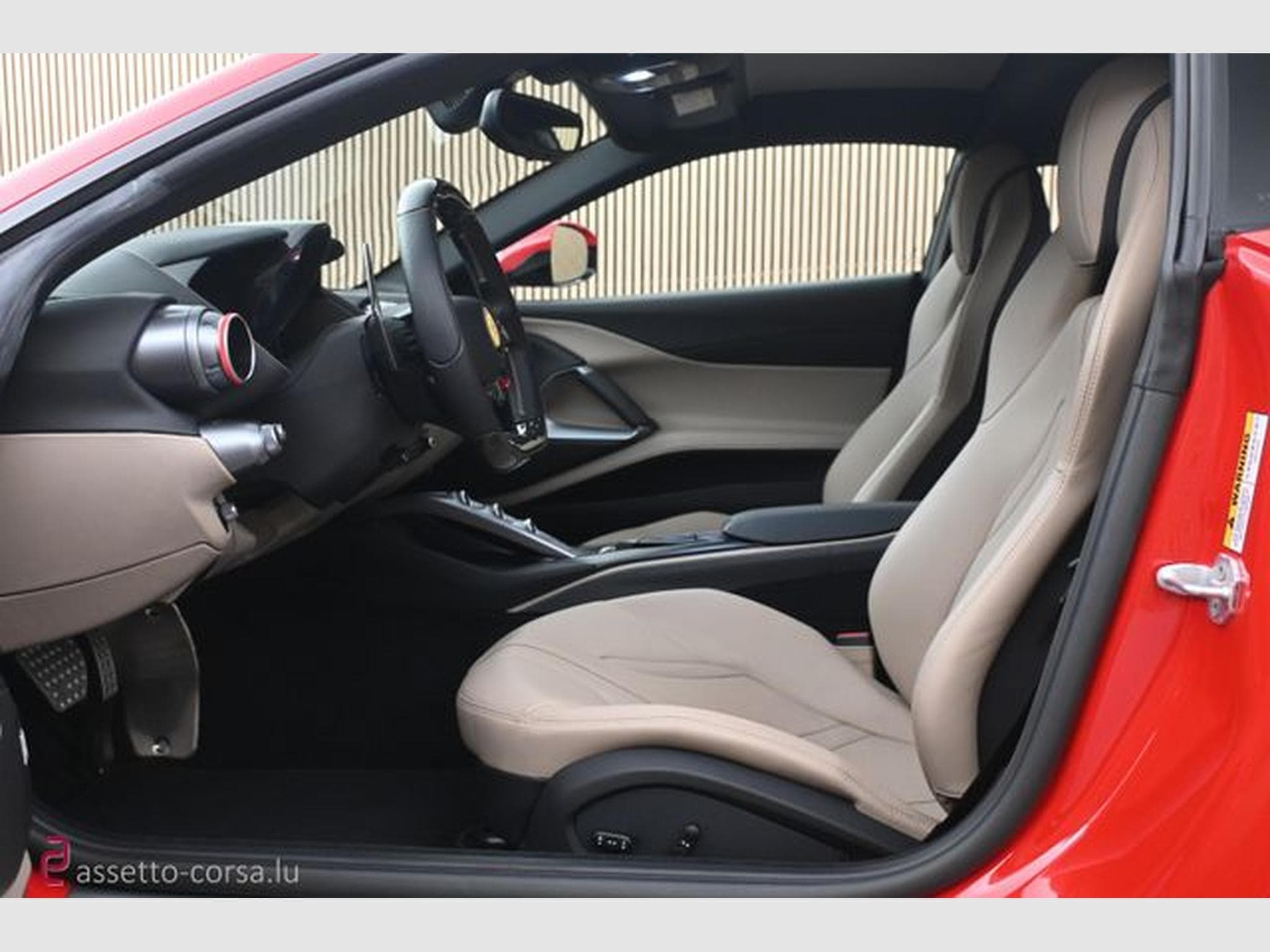 Ferrari 812 812 Superfast*Lift*Carbon*7013km*Rosso Corsa (2019) - Photo 10