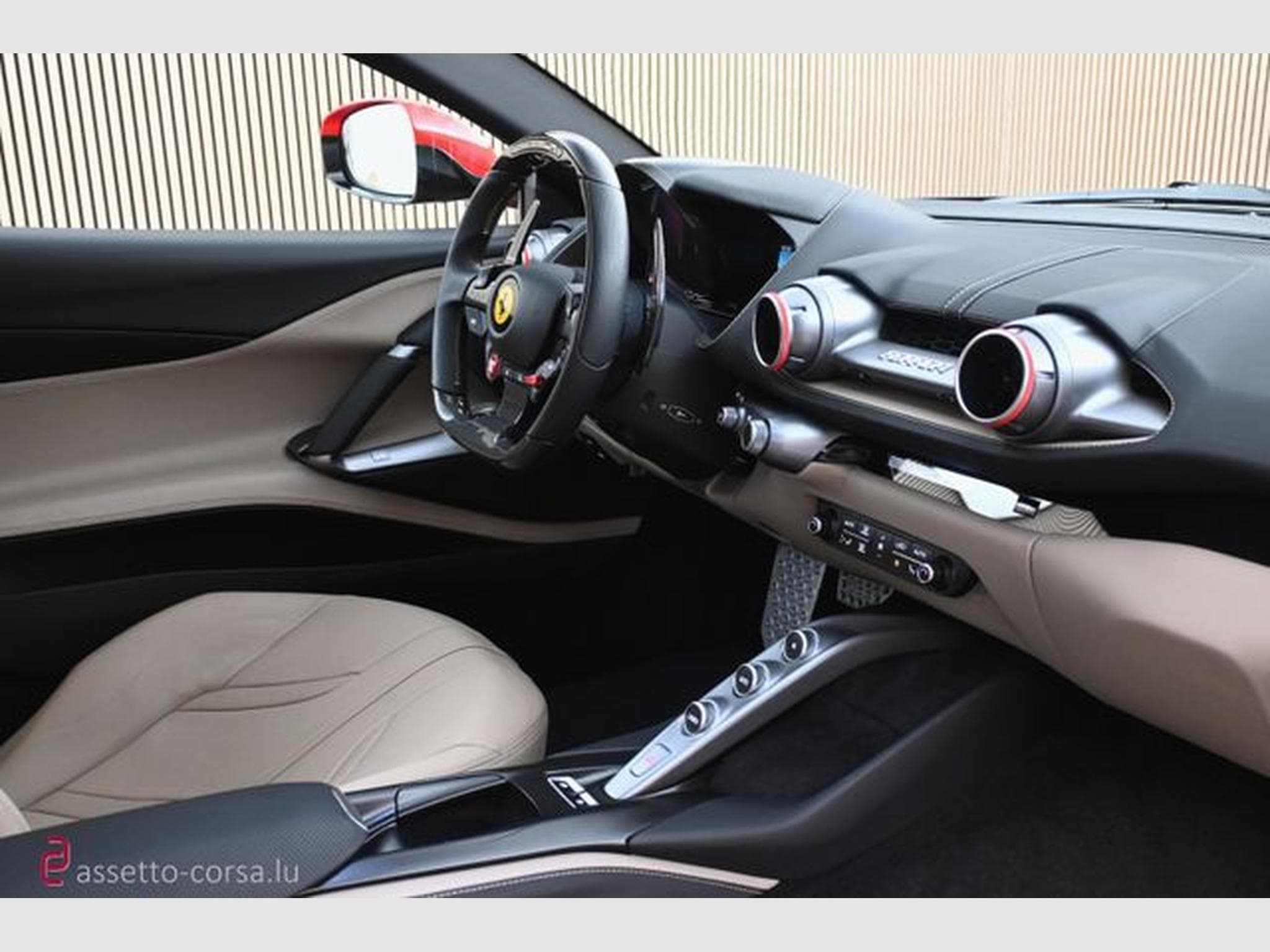 Ferrari 812 812 Superfast*Lift*Carbon*7013km*Rosso Corsa (2019) - Photo 14