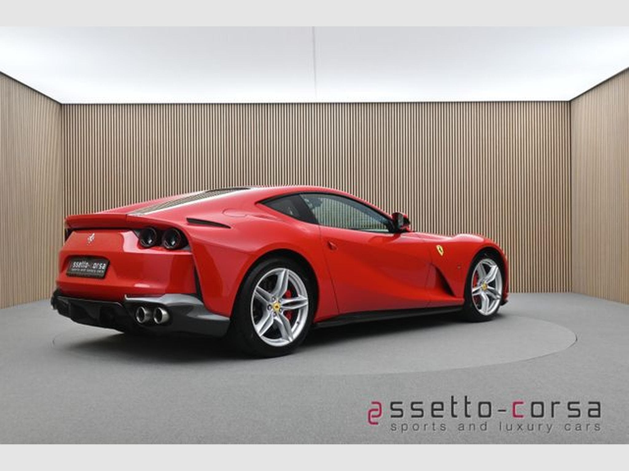 Ferrari 812 812 Superfast*Lift*Carbon*7013km*Rosso Corsa (2019) - Photo 4