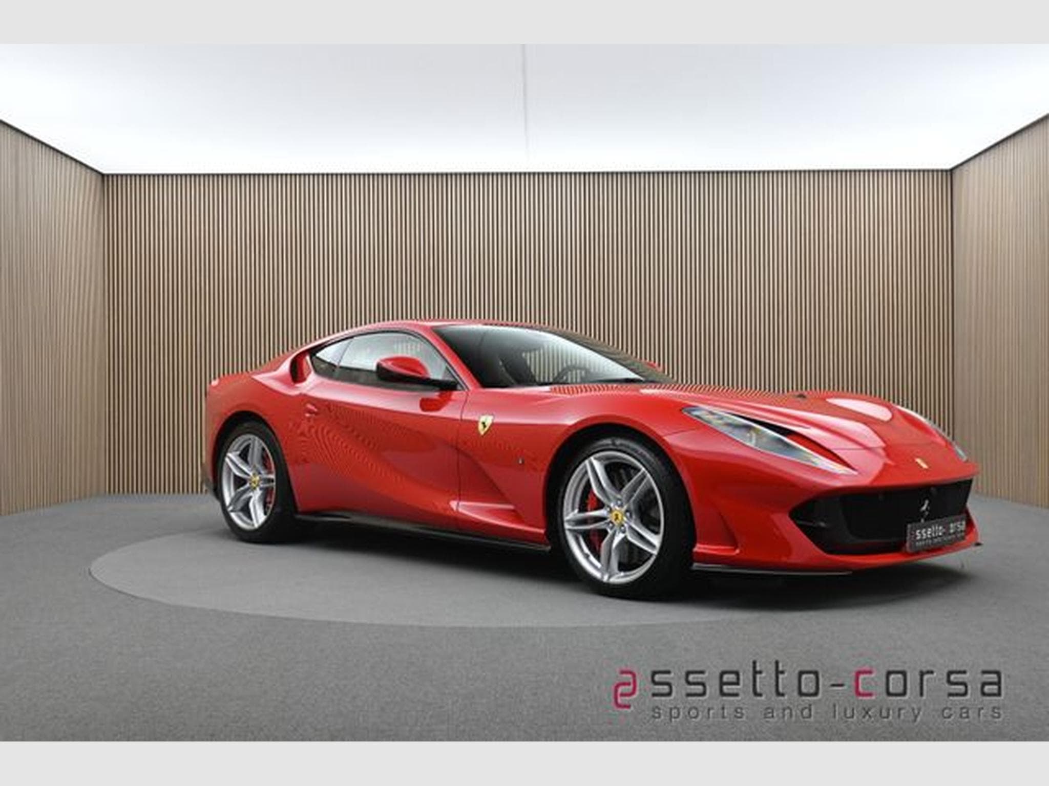 Ferrari 812 812 Superfast*Lift*Carbon*7013km*Rosso Corsa (2019) - Photo 6