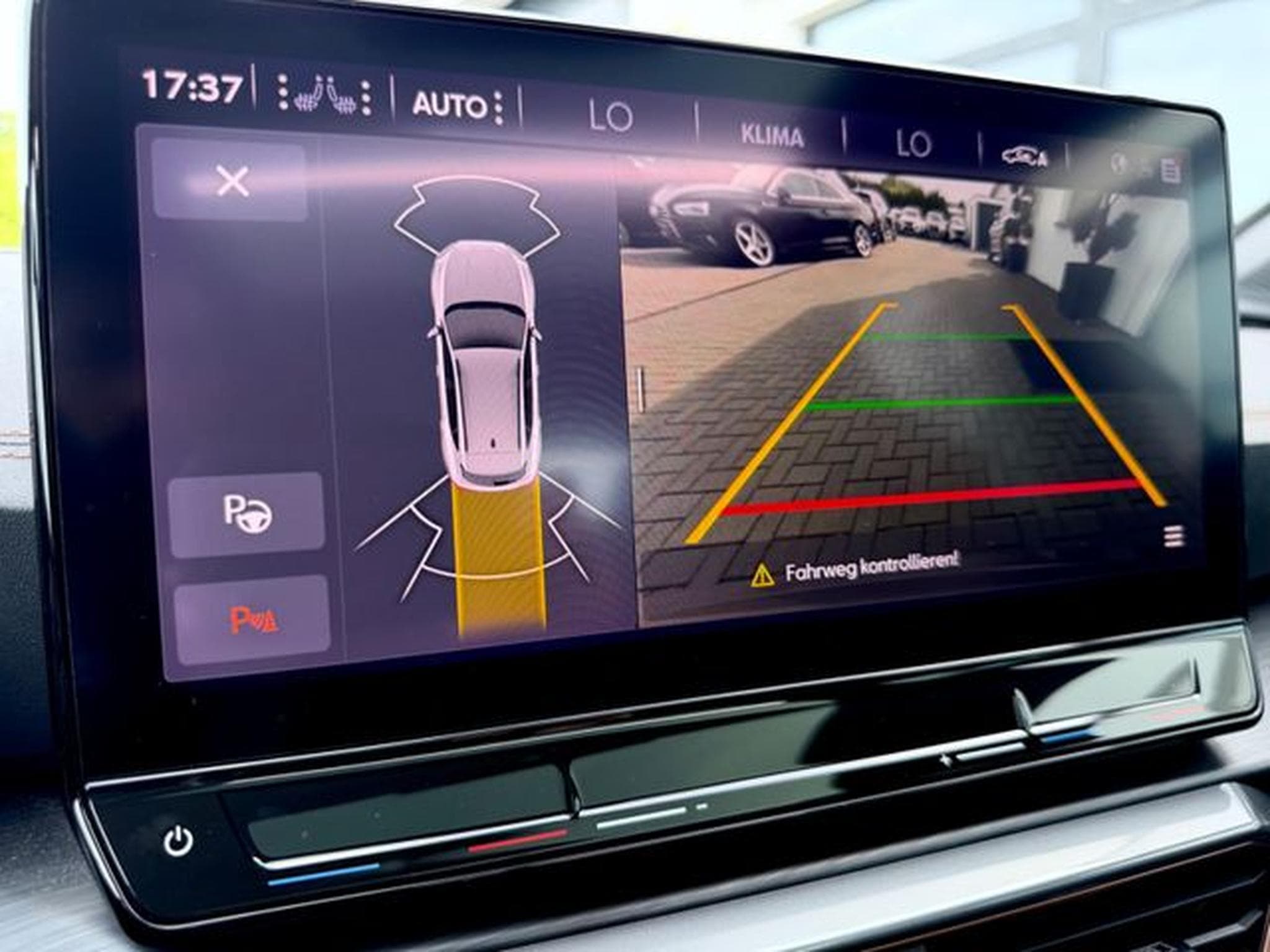Cupra Formentor Formentor VZ 2.0 TSI DSG 4Drive /LED/ACC/CAM/ (2022) - Photo 16