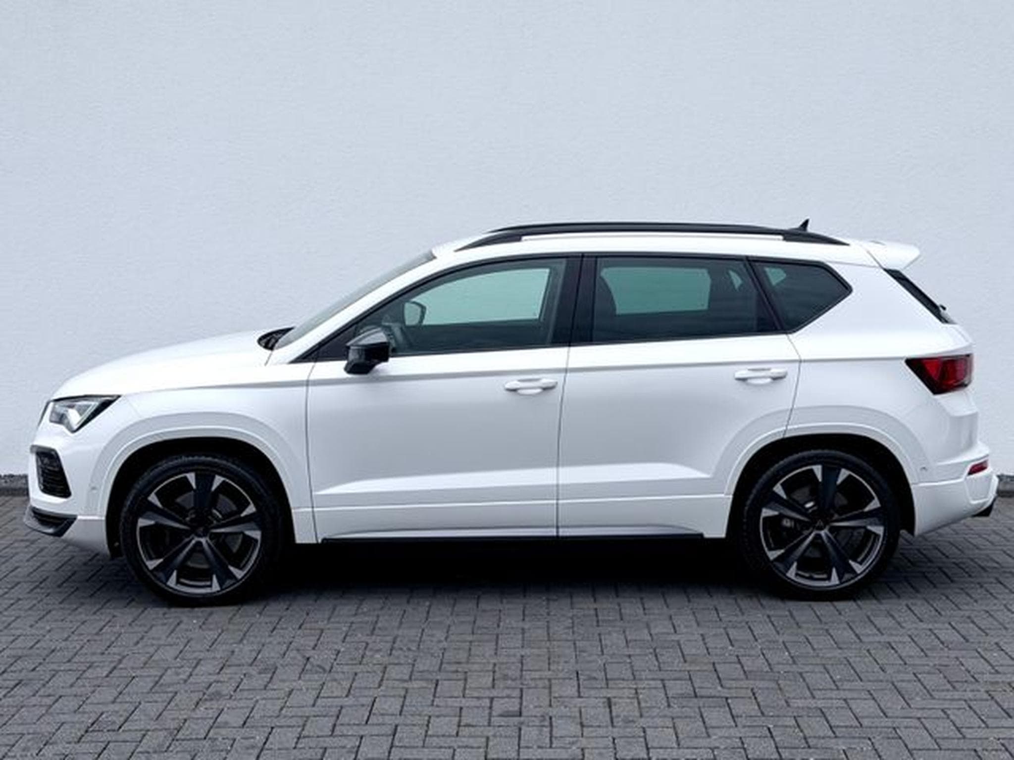 Cupra Ateca Ateca VZ 2.0 TSI DSG 4Drive  /NAVI/LED/360°CAM/ (2023) - Foto 8