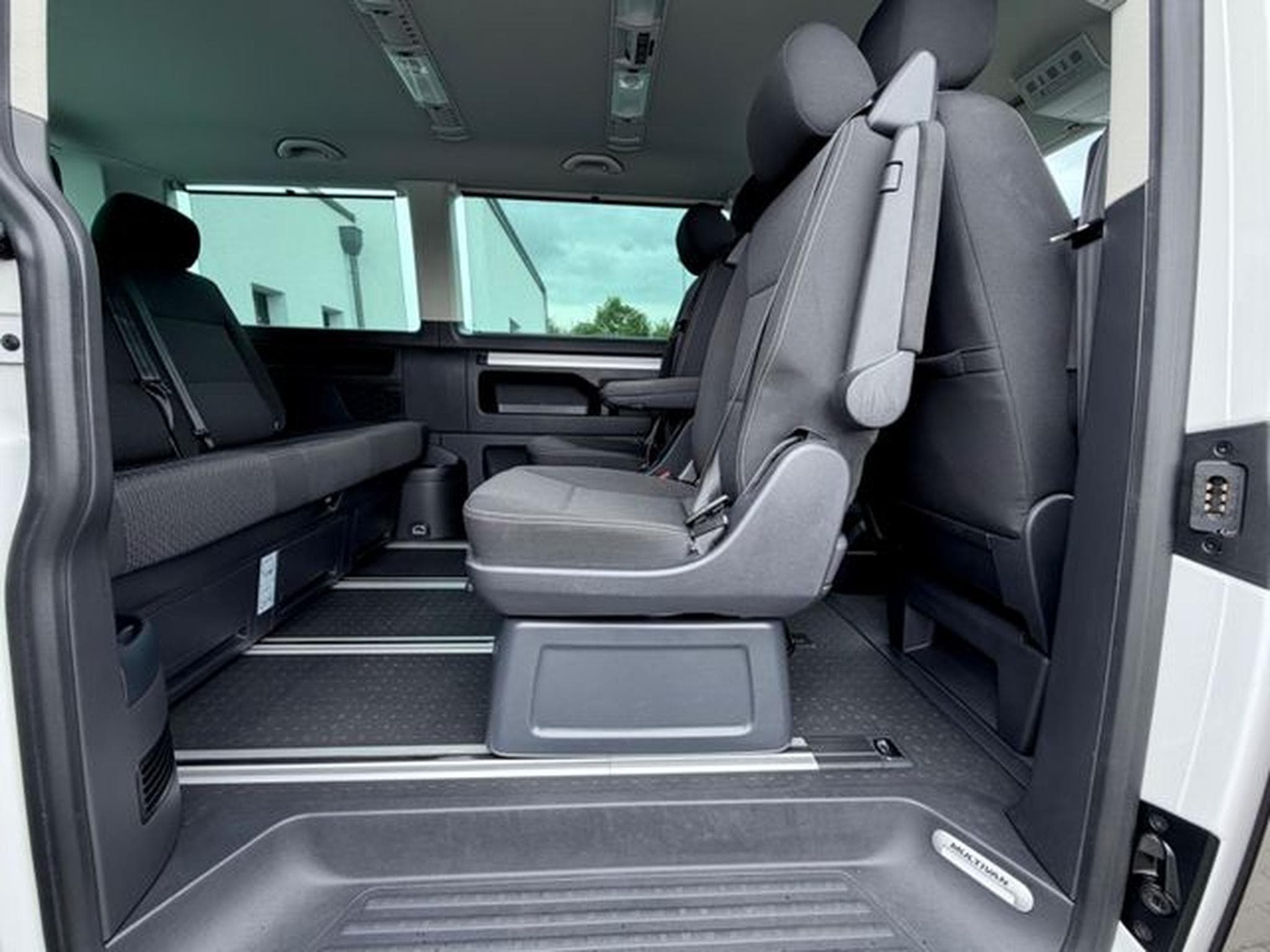VW T6.1 T6 Multivan 2.0 TDI /NAVI/LED/CAM/GARANTIE/ (2019) - Foto 14