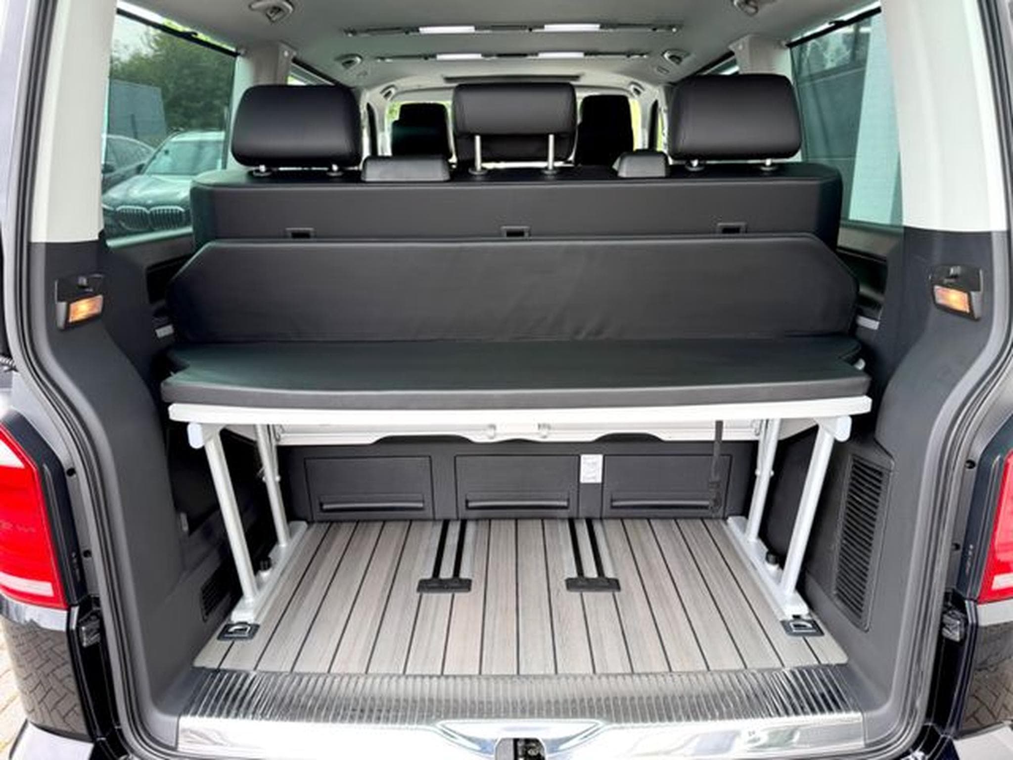 VW T6.1 T6 Multivan 2.0 TDI DSG 4Motion (2019) - Photo 16