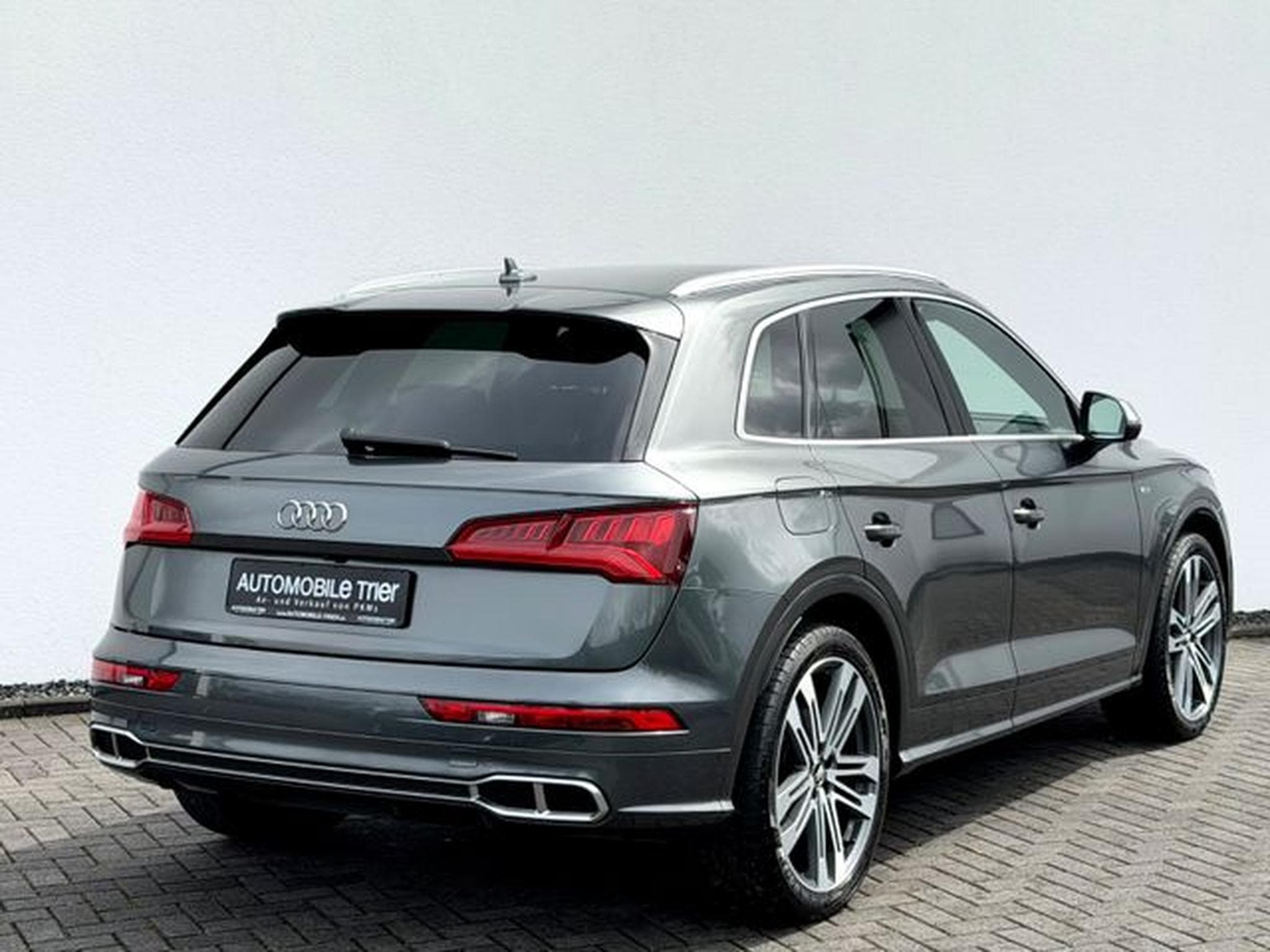 Audi Q5 SQ5 3.0 TFSI quattro /21ZOLL/LED/CAM/AHK/1.HAND/ (2018) - Photo 5
