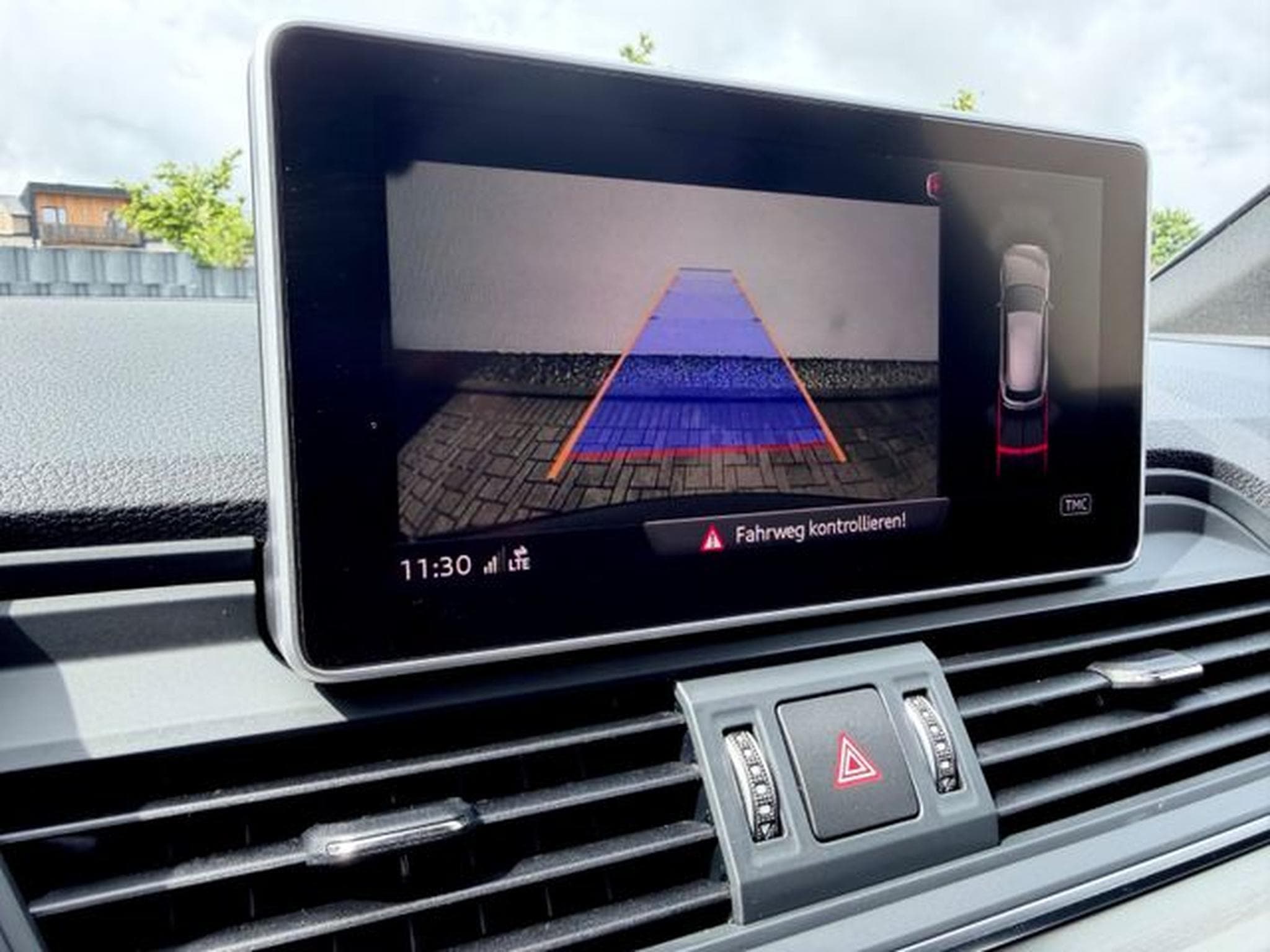 Audi SQ5 SQ5 3.0 TFSI quattro /21ZOLL/LED/CAM/AHK/1.HAND/ (2018) - Photo 19