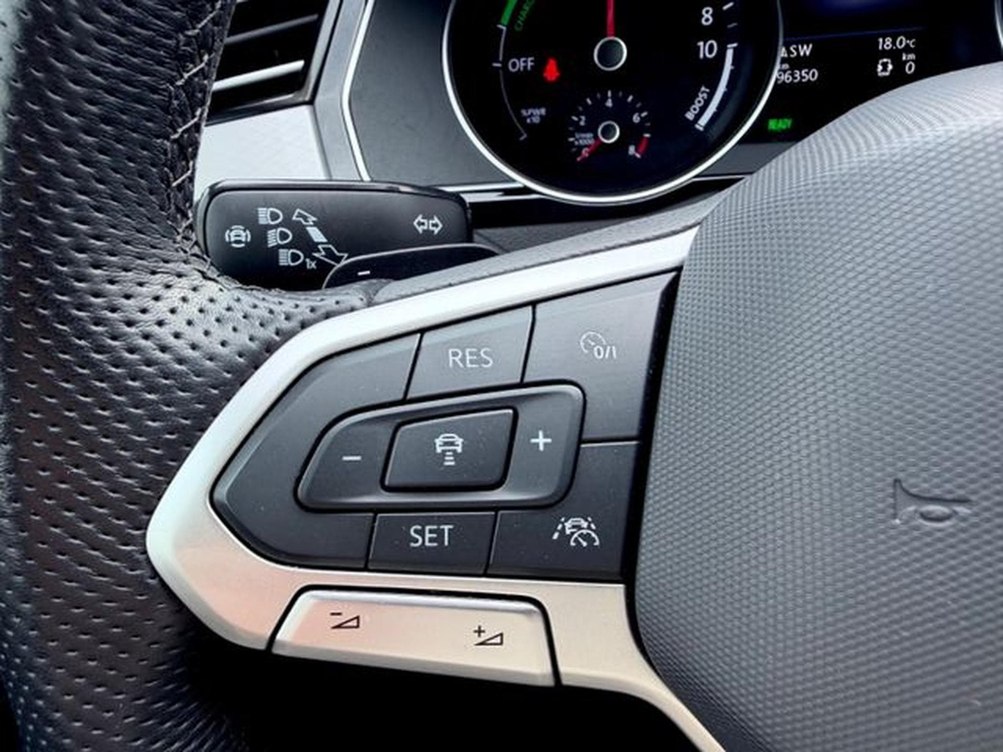 VW Passat Passat Variant GTE /NAVI/LED/ACC/CAM/GARANTIE/ (2021) - Photo 19