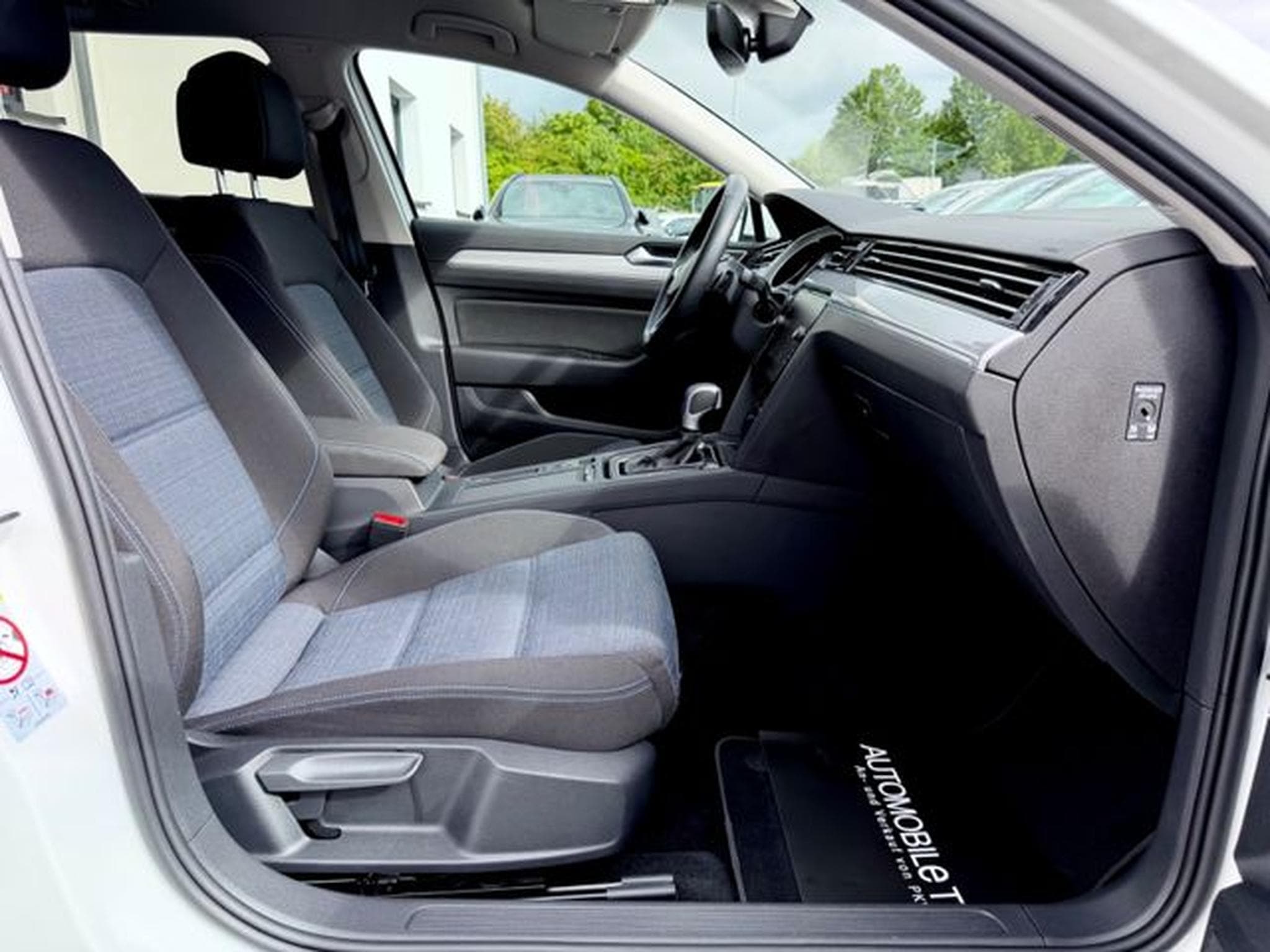 VW Passat Passat Variant GTE /NAVI/LED/ACC/CAM/GARANTIE/ (2021) - Photo 13