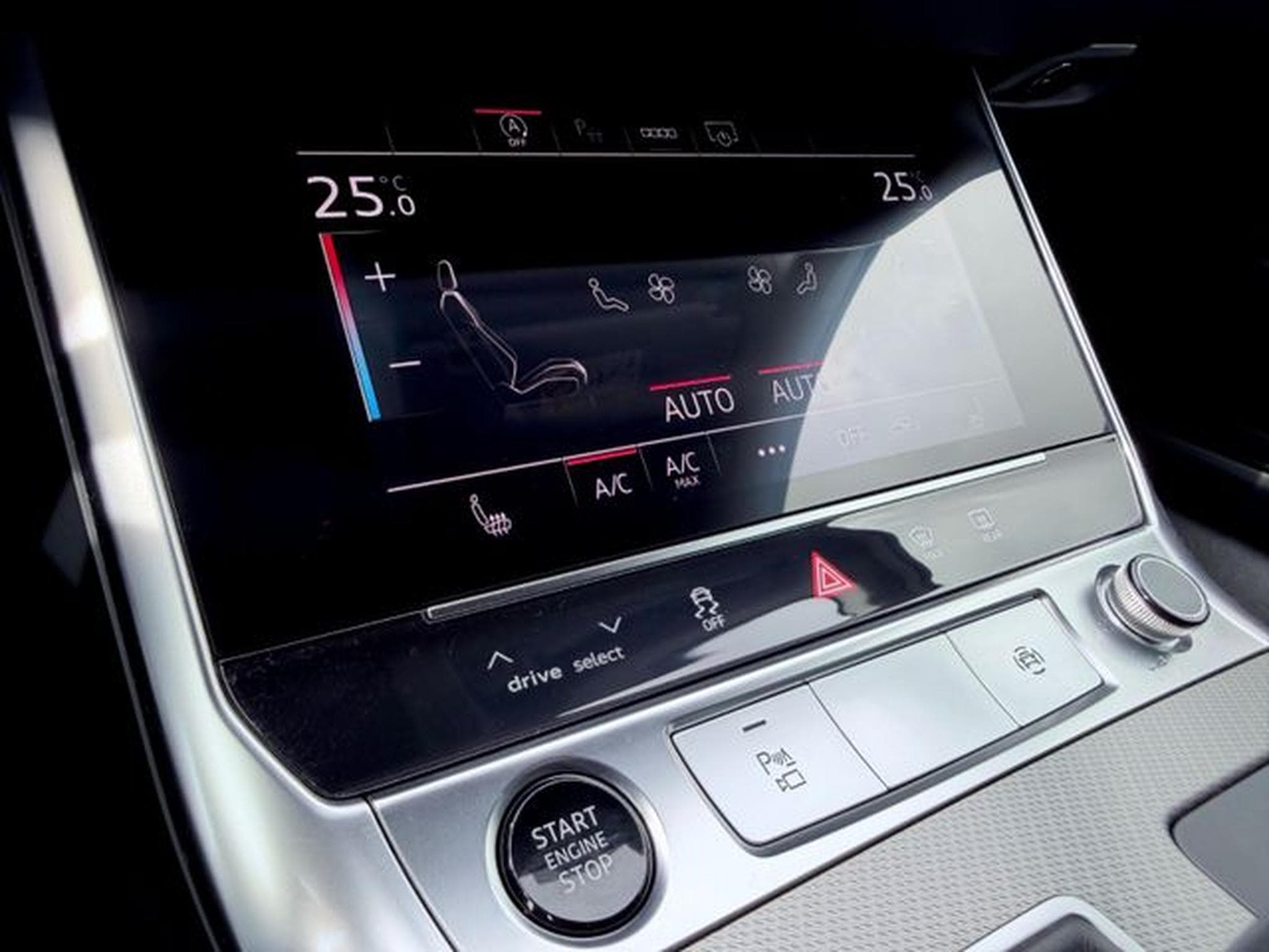 Audi A6 A6 Avant 45 TDI quattro sport /LED/ACC/CAM/AHK/ (2021) - Photo 16