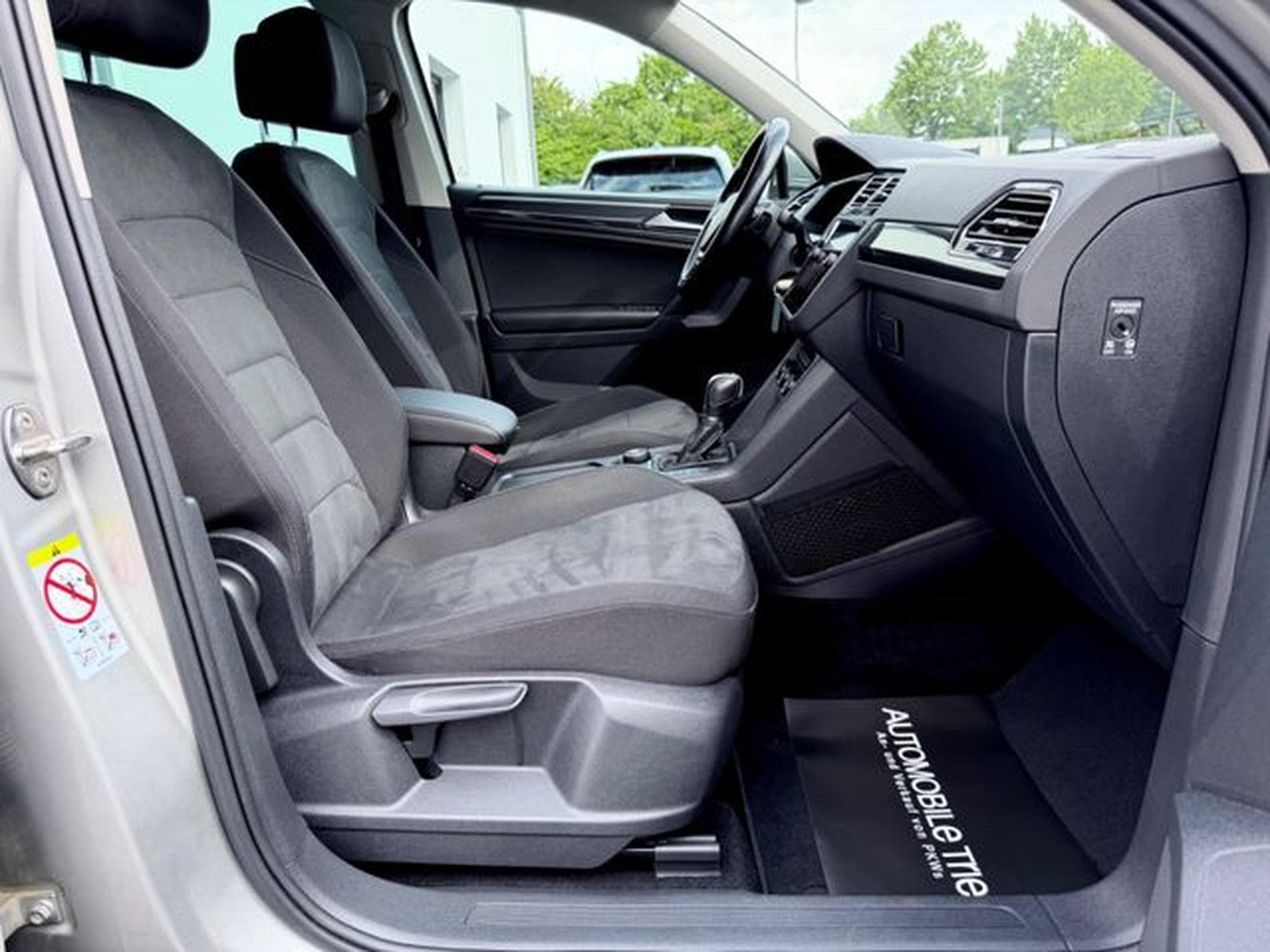VW Tiguan Tiguan Highline 2.0 TDI DSG 4Motion /ACC/CAM/AHK (2019) - Photo 13