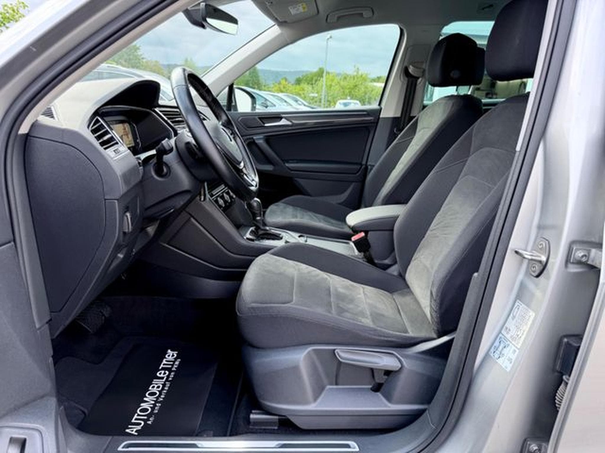 VW Tiguan Tiguan Highline 2.0 TDI DSG 4Motion /ACC/CAM/AHK (2019) - Photo 9