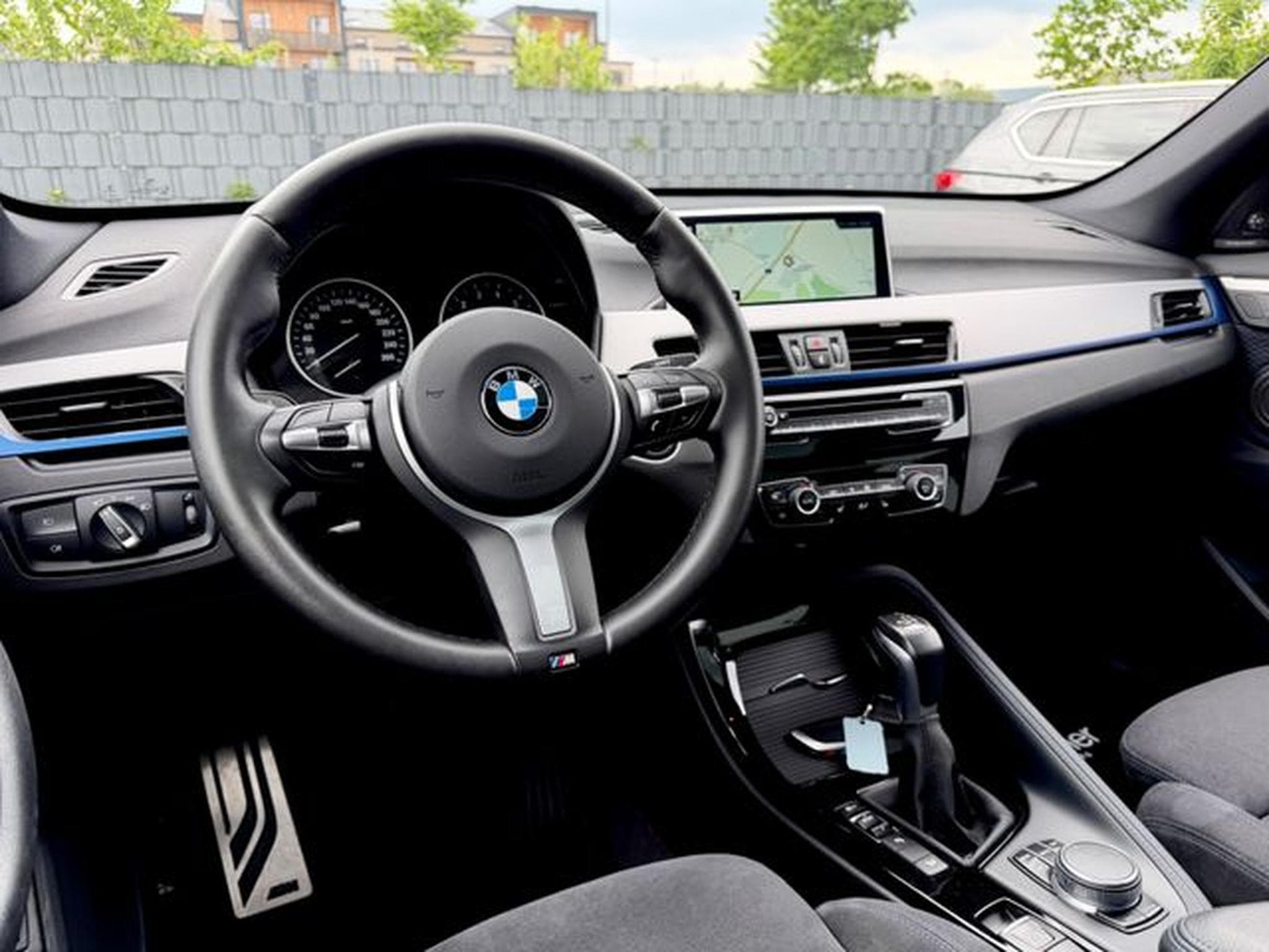 BMW X1 X1 xDrive 25 i M Sport Paket /NAVI/LED/PANO/AHK/ (2017) - Photo 10