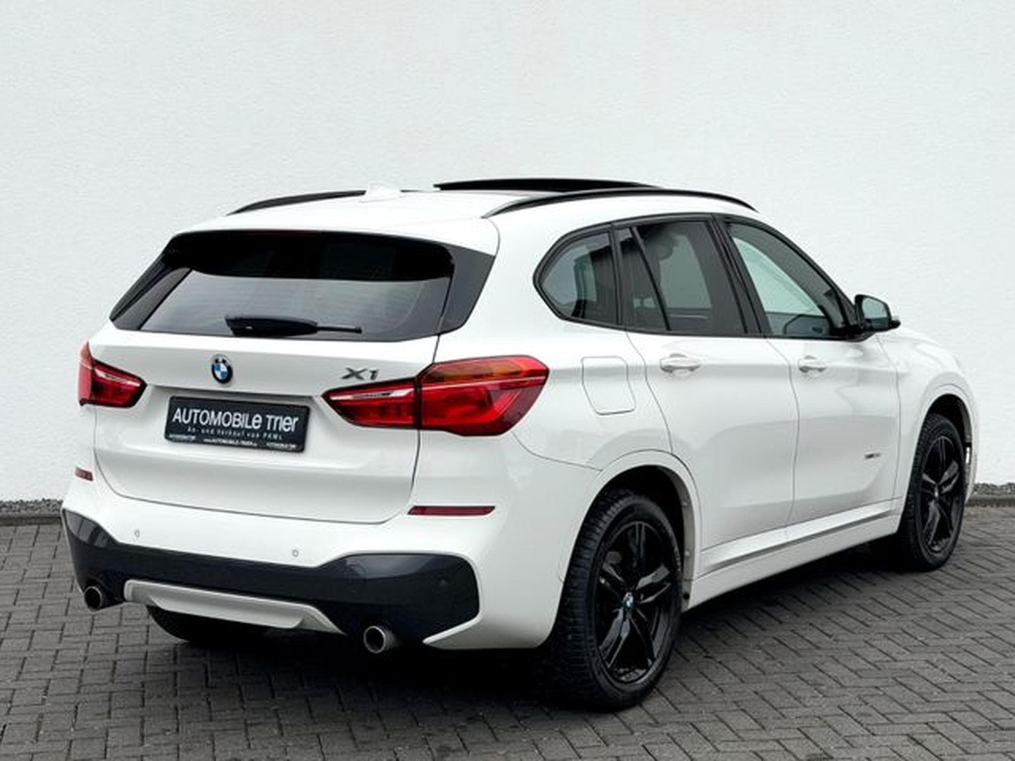 BMW X1 X1 xDrive 25 i M Sport Paket /NAVI/LED/PANO/AHK/ (2017) - Photo 5
