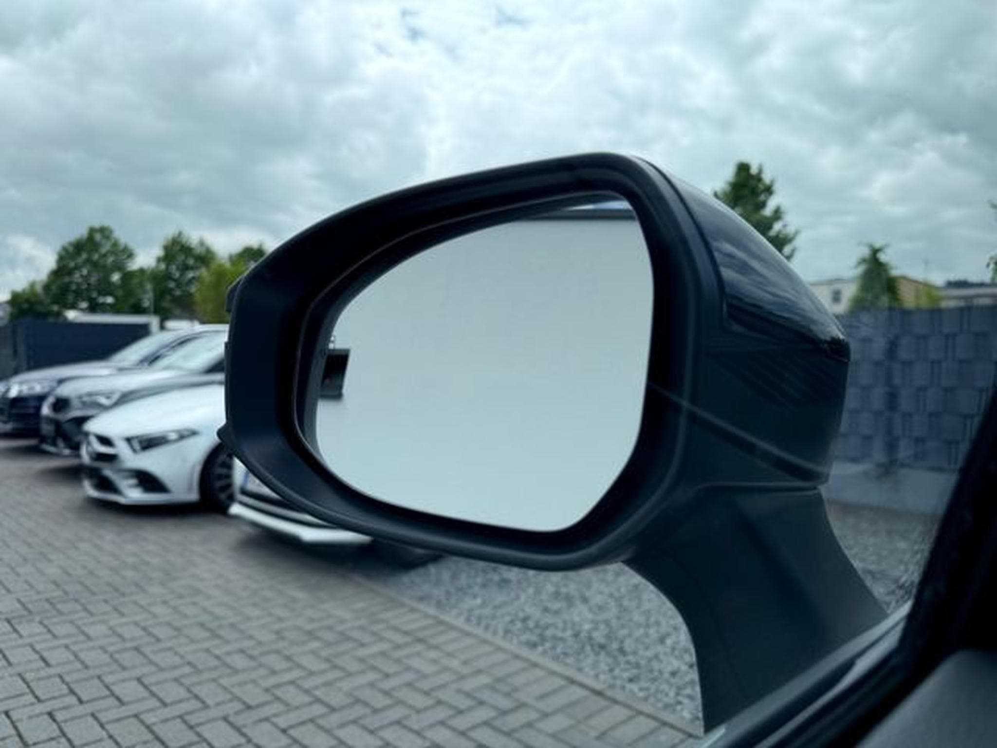 Toyota C-HR C-HR Hybrid Black&amp;White GR Sport /LED/ACC/PANO/ (2024) - Photo 16