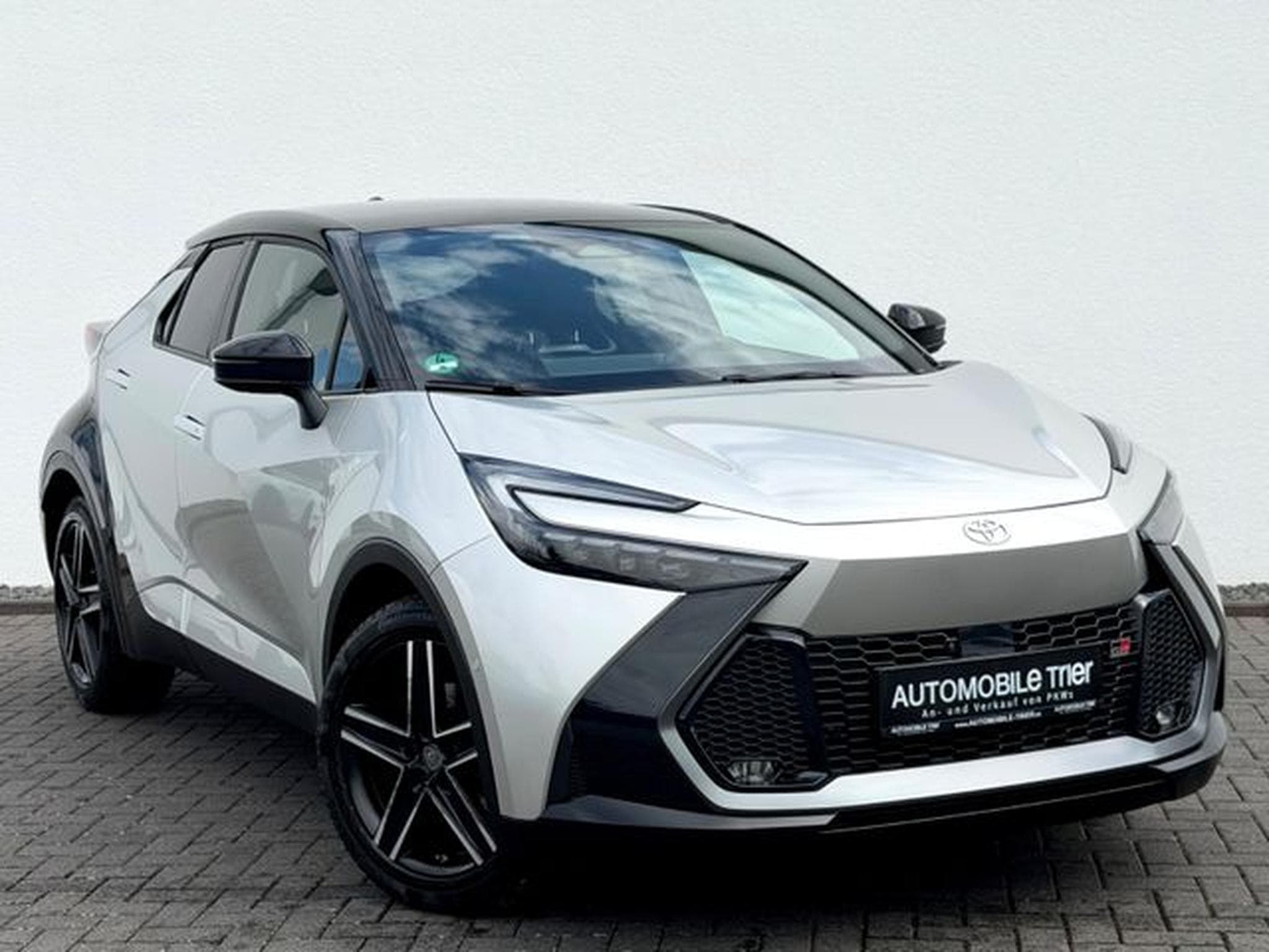 Toyota C-HR C-HR Hybrid Black&amp;White GR Sport /LED/ACC/PANO/ (2024) - Photo 3