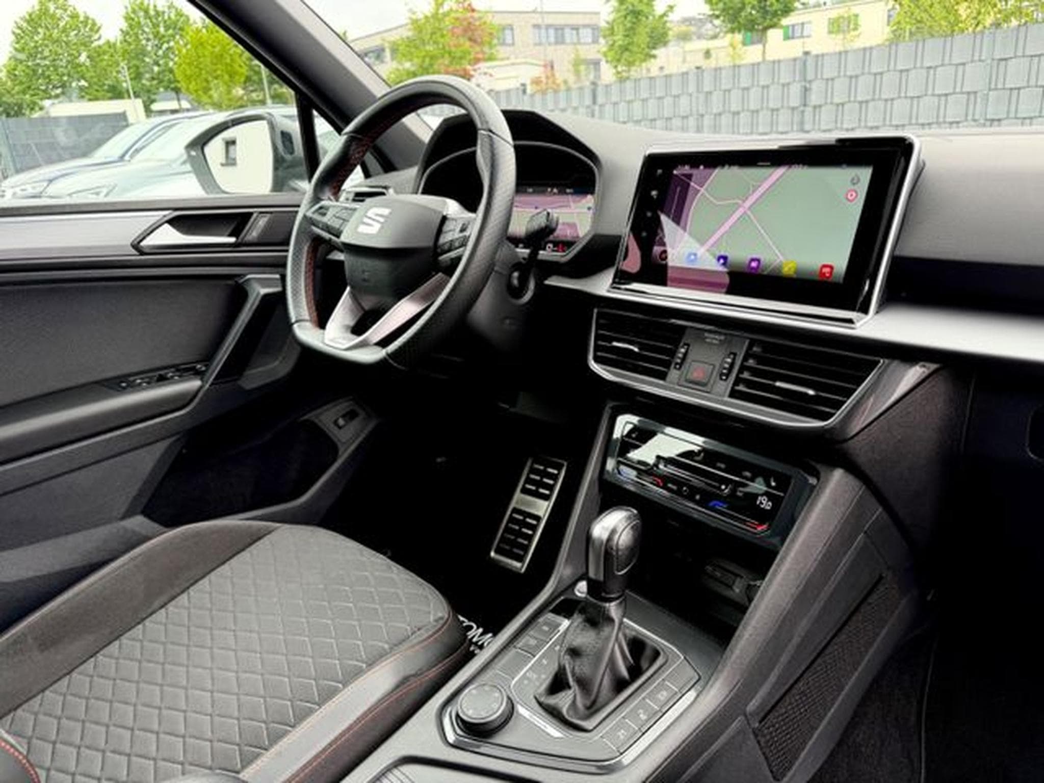 Seat Tarraco Tarraco FR 2.0 TDI DSG 4Drive /PANO/LED/ACC/AHK/ (2020) - Photo 12