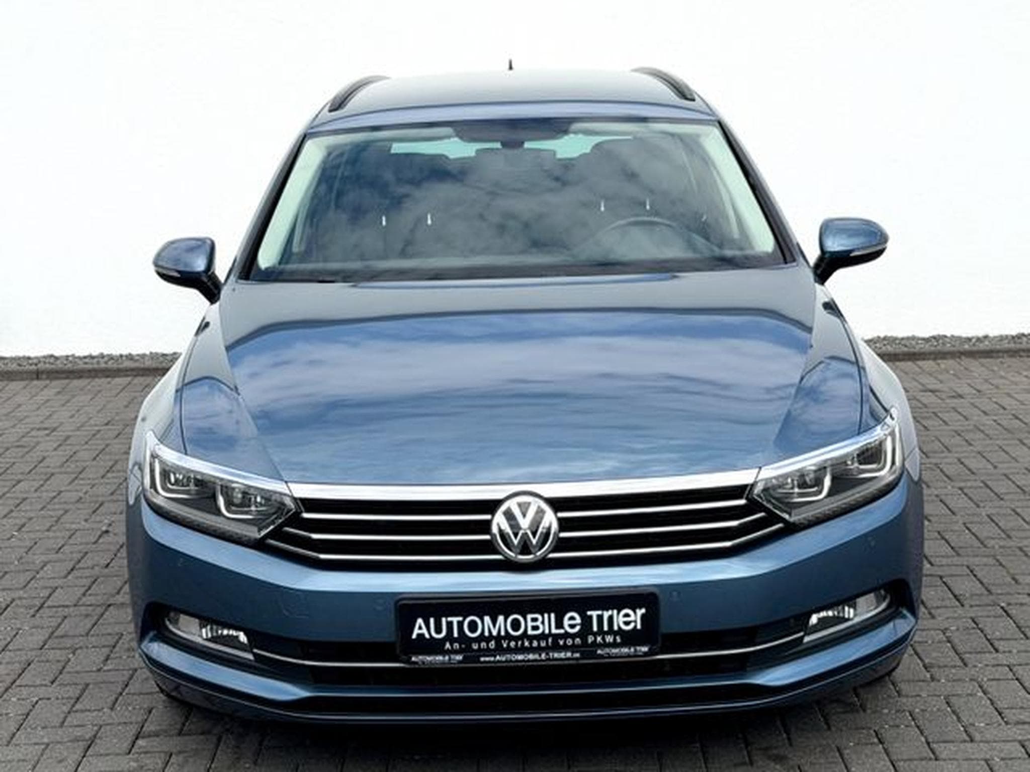 VW Passat Passat Variant 2.0 TDI DSG /NAVI/LED/ACC/AHK/ (2017) - Photo 2