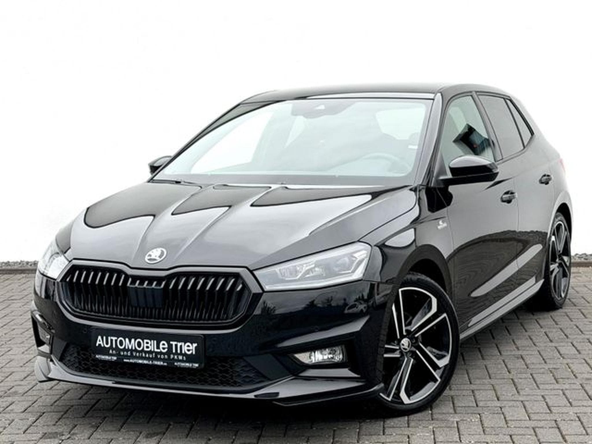 Skoda Fabia Fabia Monte Carlo 1.5 TSI DSG /LED/ACC/PANO/CAM/ (2025) - Photo 1