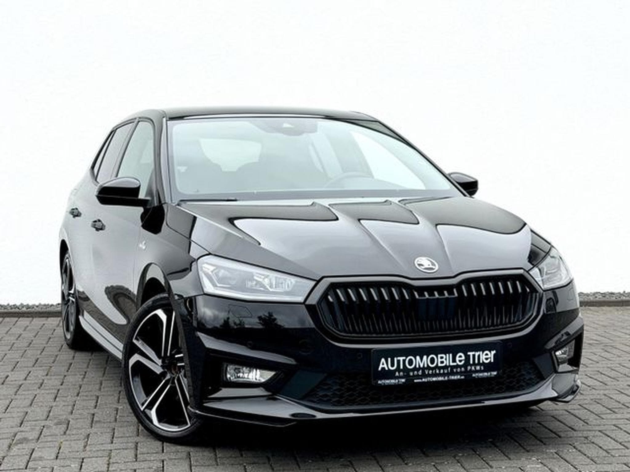 Skoda Fabia Fabia Monte Carlo 1.5 TSI DSG /LED/ACC/PANO/CAM/ (2025) - Photo 3