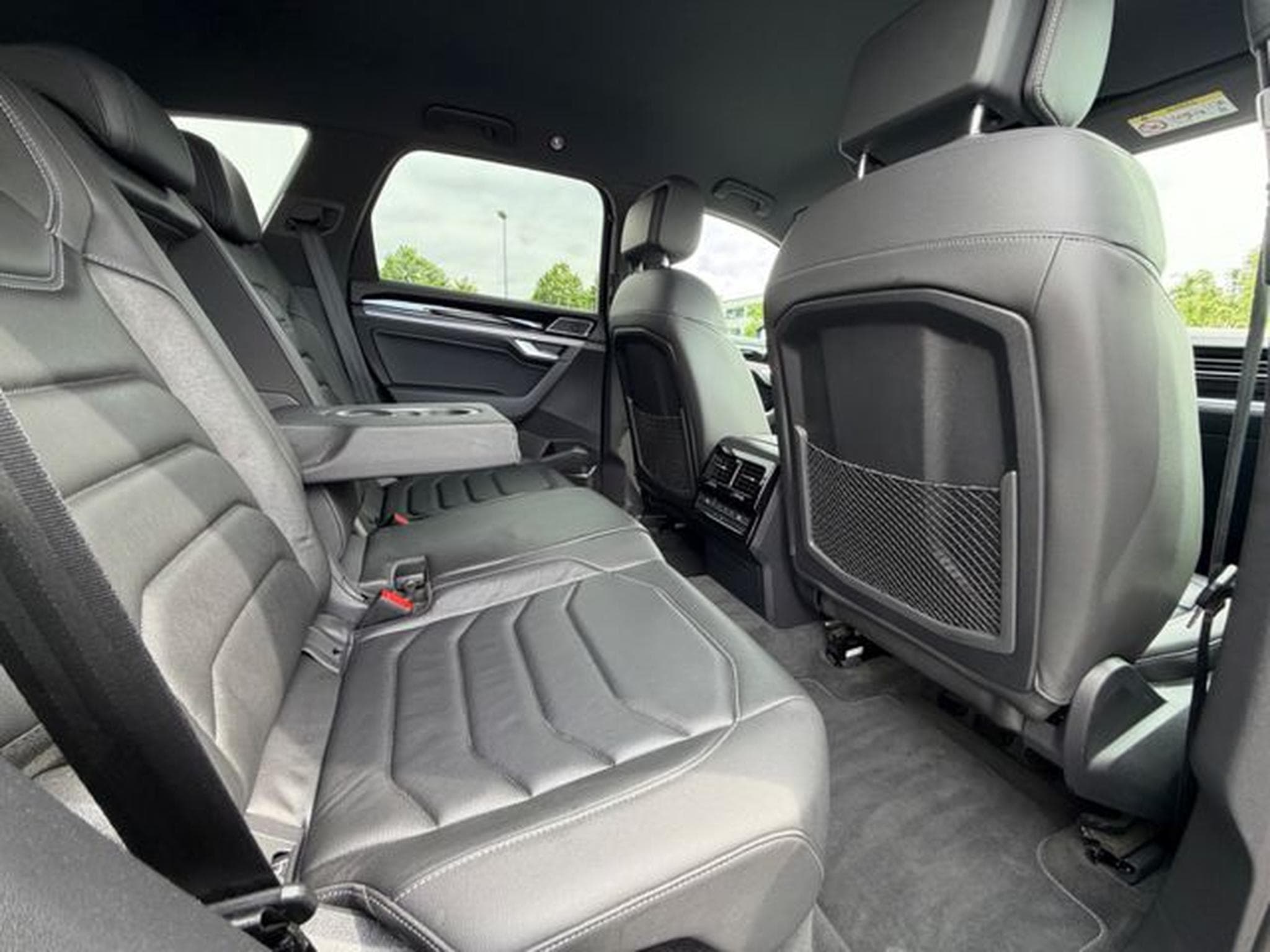 VW Touareg Touareg R Line 3.0 TDI DSG 4Motion /LED/ACC/AHK/ (2021) - Photo 15