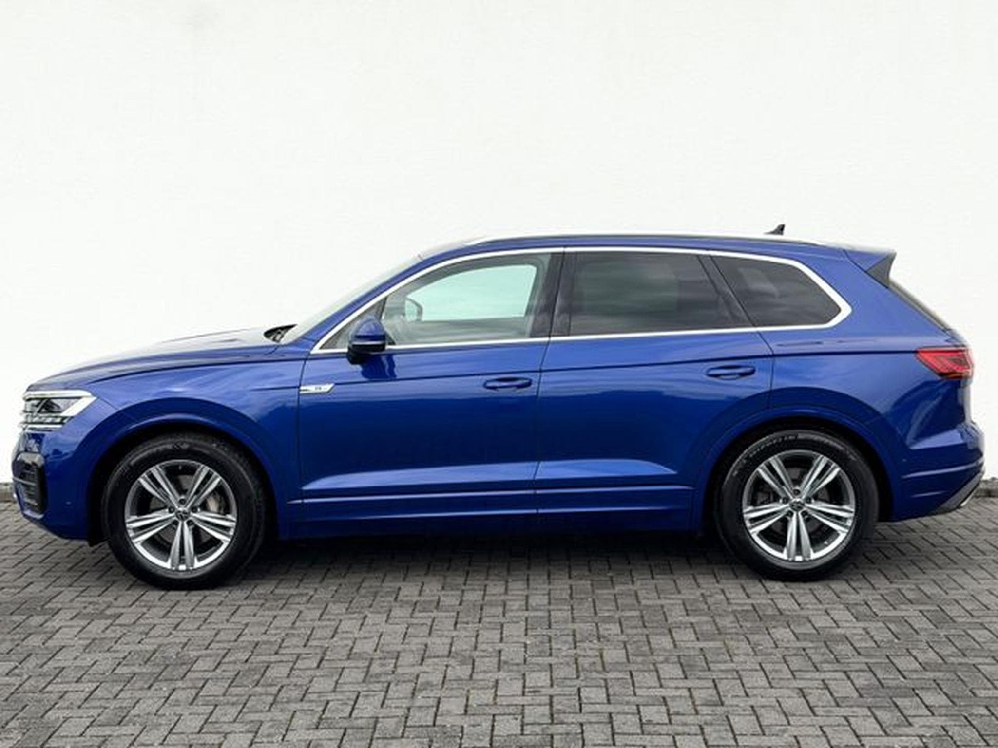 VW Touareg Touareg R Line 3.0 TDI DSG 4Motion /LED/ACC/AHK/ (2021) - Photo 8