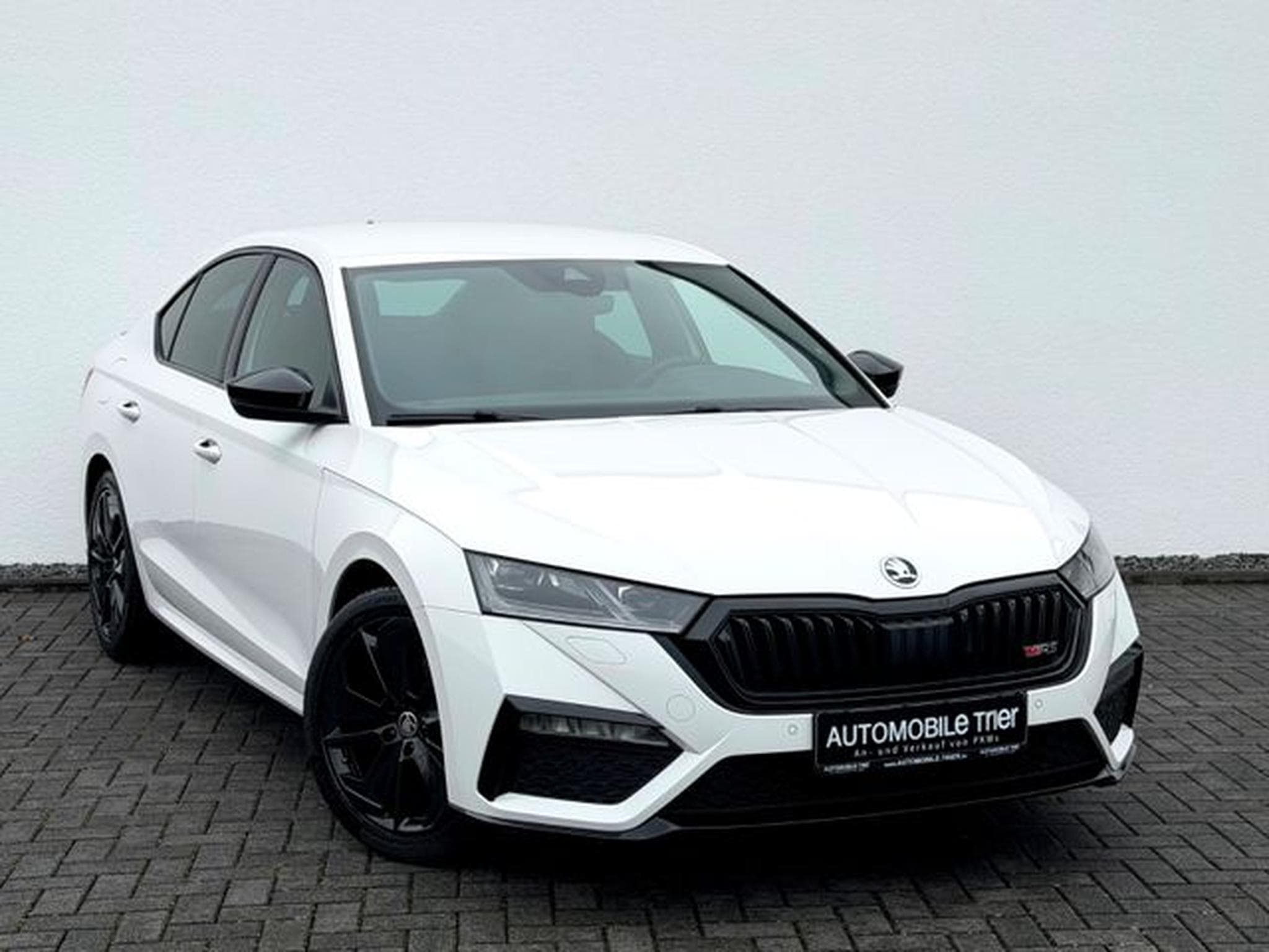Skoda Octavia Octavia 2.0 TDI DSG RS /NAVI/LED/ACC/1.HAND/ (2022) - Photo 3