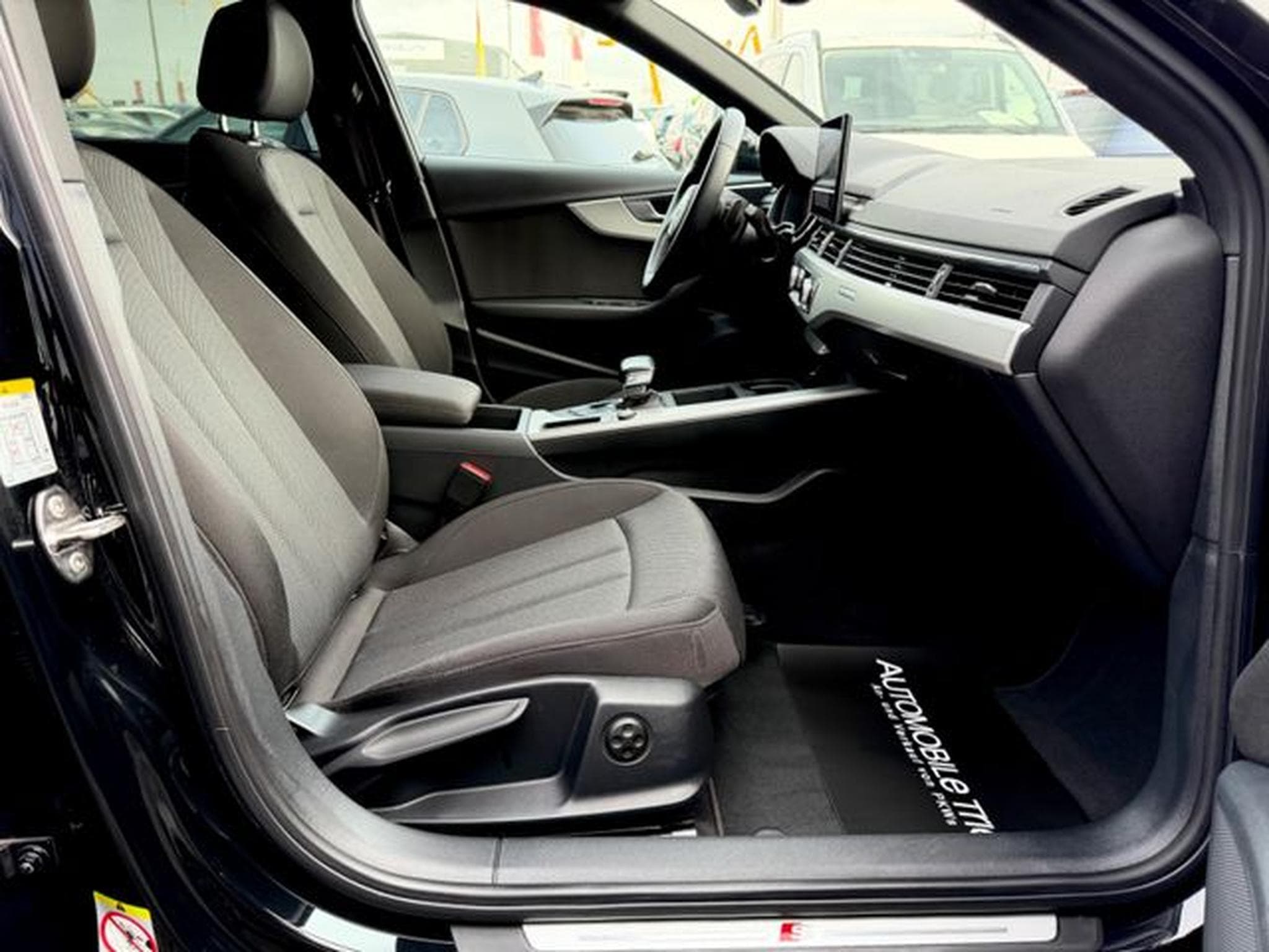 Audi A4 A4 Lim. 40 TDI quattro S line /NAVI/LED/CAM/ (2022) - Photo 13