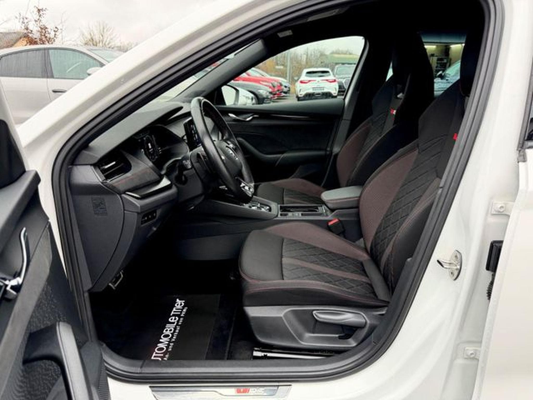 Skoda Octavia Octavia Combi RS 2.0 TDI DSG /1.HAND/GARANTIE/ (2022) - Photo 9