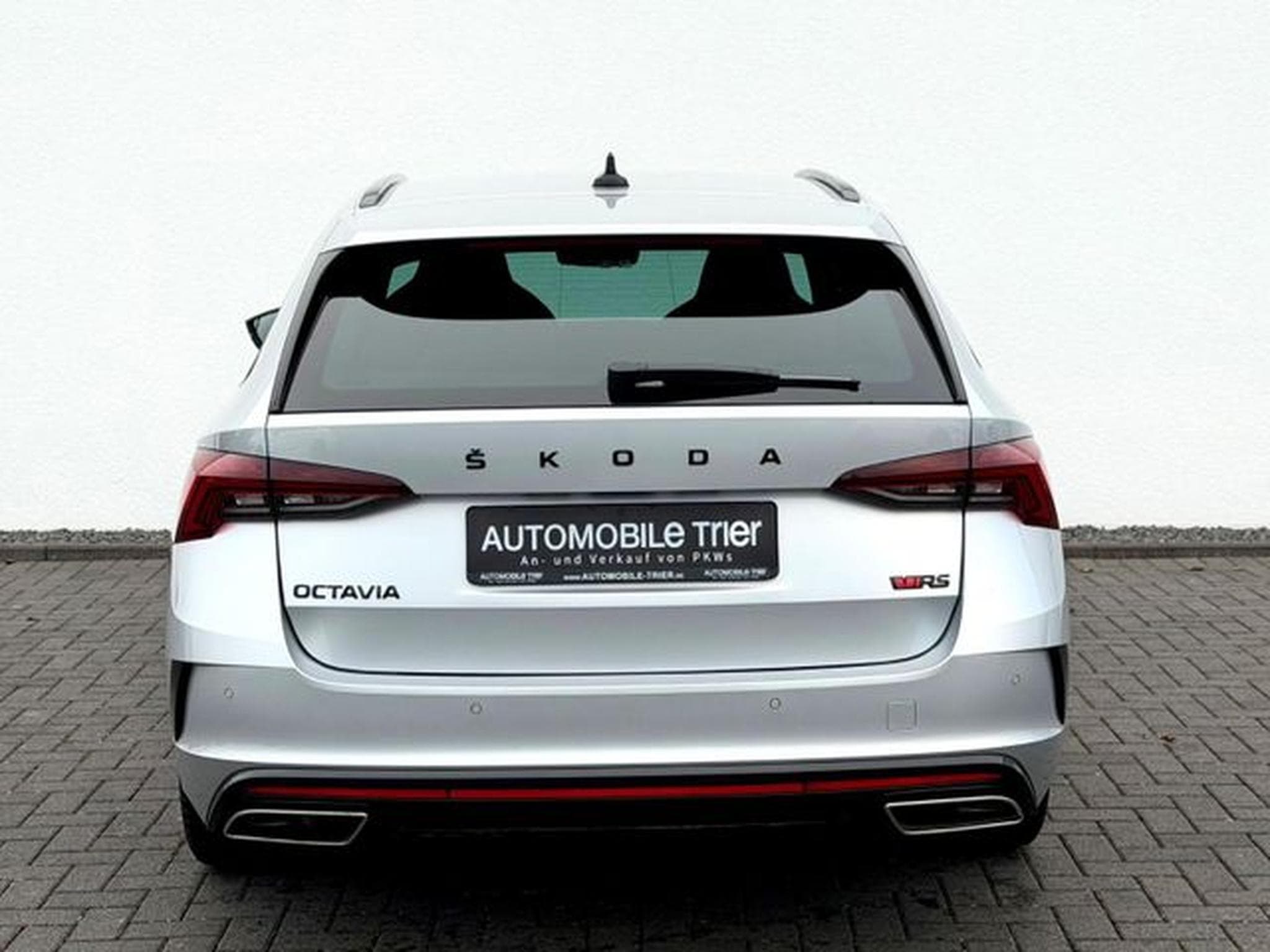 Skoda Octavia Octavia Combi RS 2.0 TDI DSG /NAVI/LED/HUD/AHK/ (2022) - Photo 6