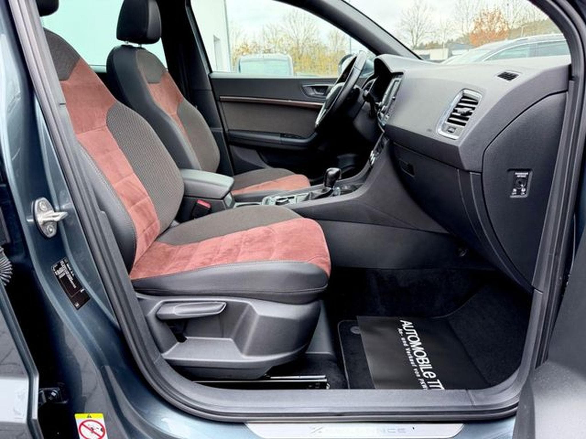 Seat Ateca Ateca Xcellence 2.0 TDI DSG 4Drive /NAVI/LED/CAM (2016) - Photo 12