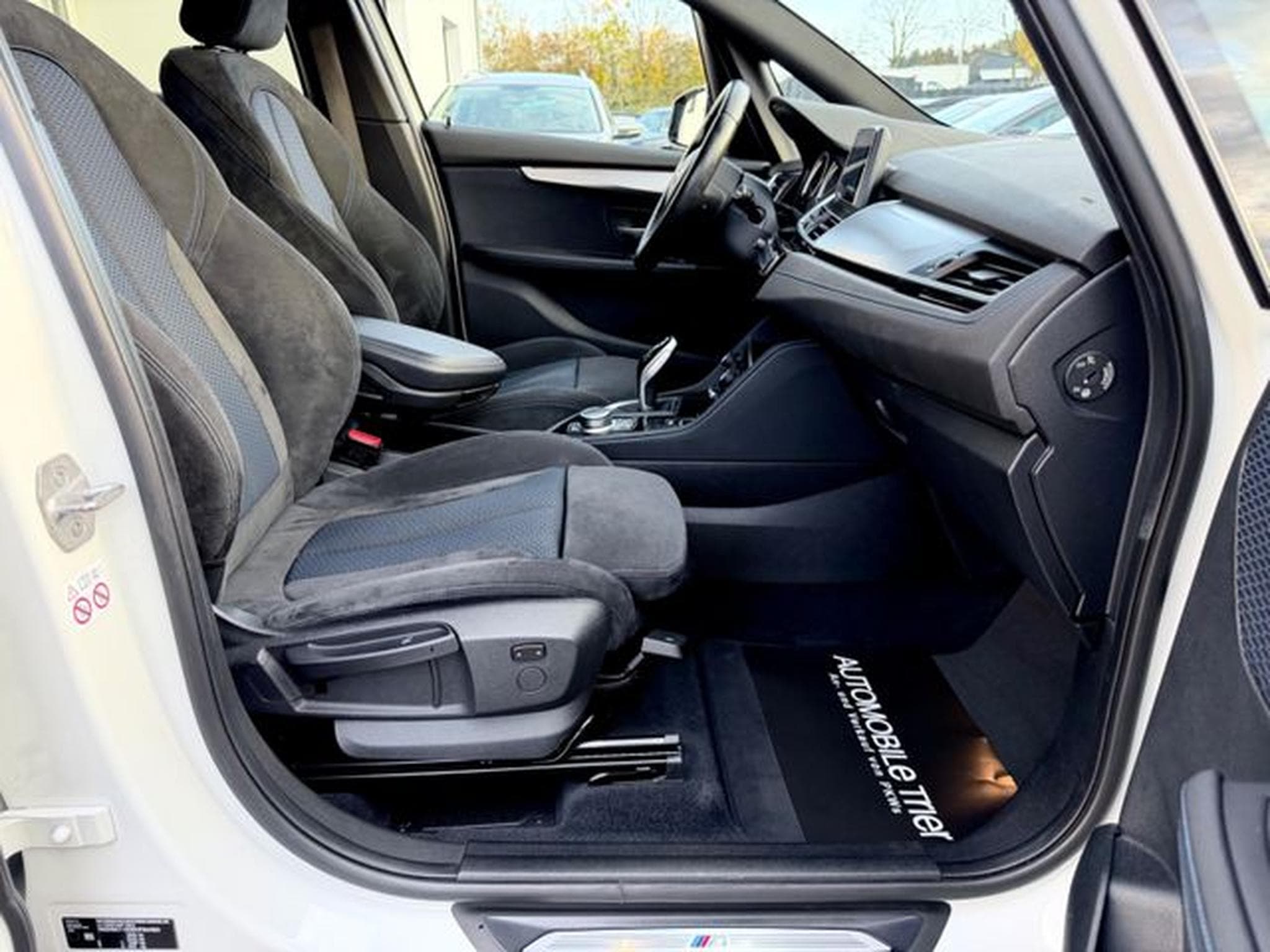 BMW 218 218i Active Tourer M Sport Paket /NAVI/LED/CAM/ (2018) - Photo 13