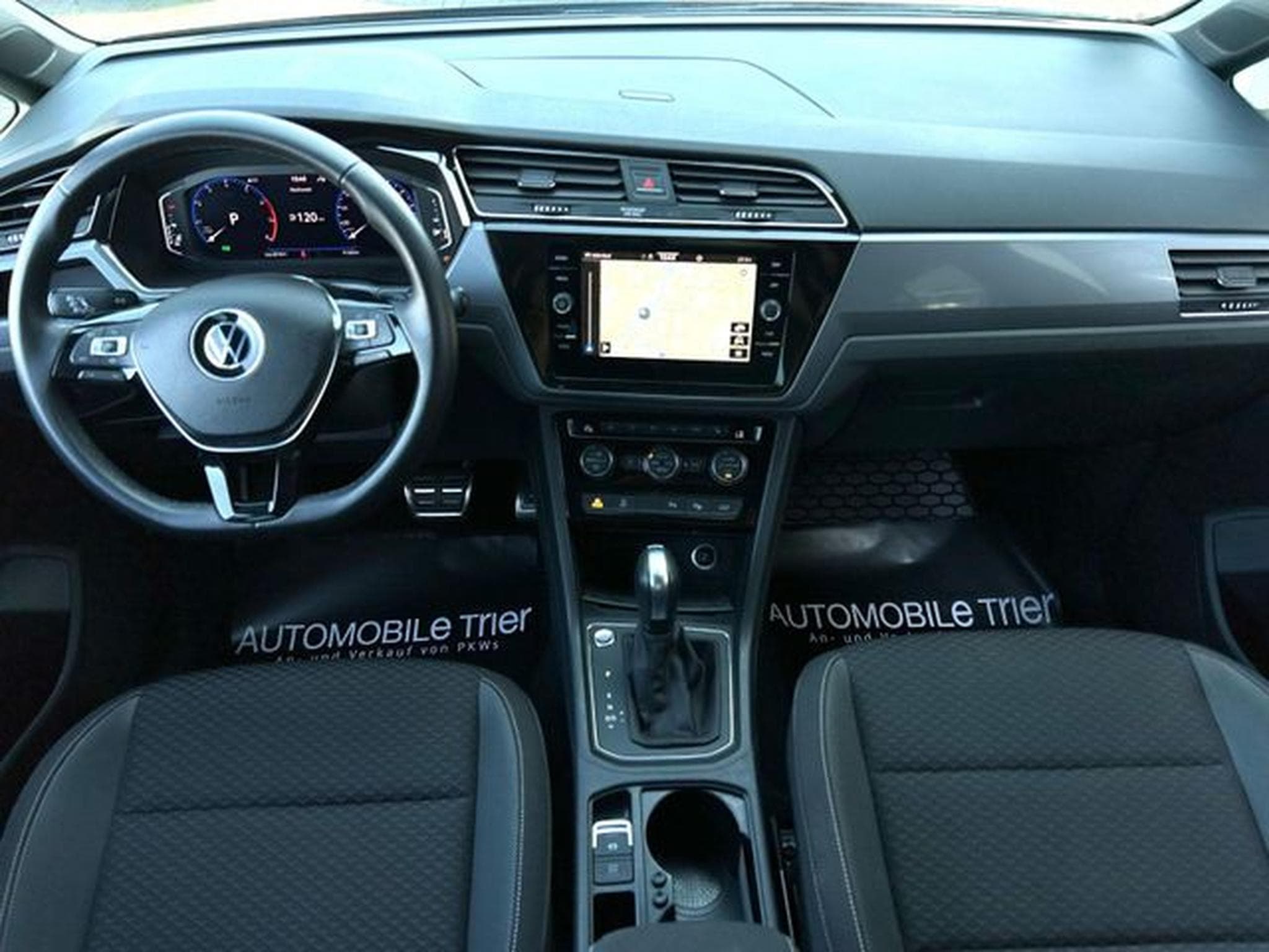 VW Touran Touran 1.5 TSI DSG /NAVI/LED/ACC/CAM/GARANTIE/ (2021) - Photo 10