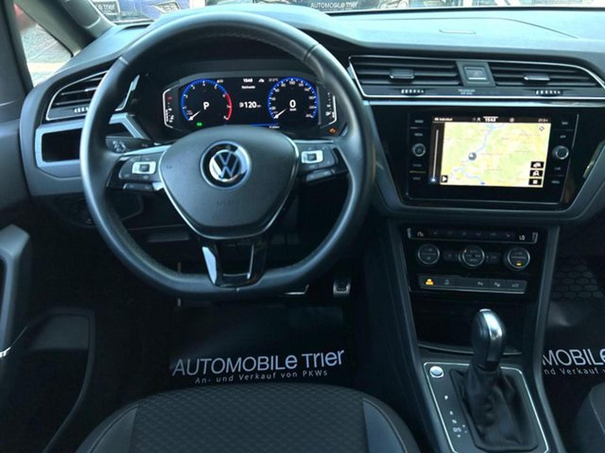 VW Touran Touran 1.5 TSI DSG /NAVI/LED/ACC/CAM/GARANTIE/ (2021) - Photo 11