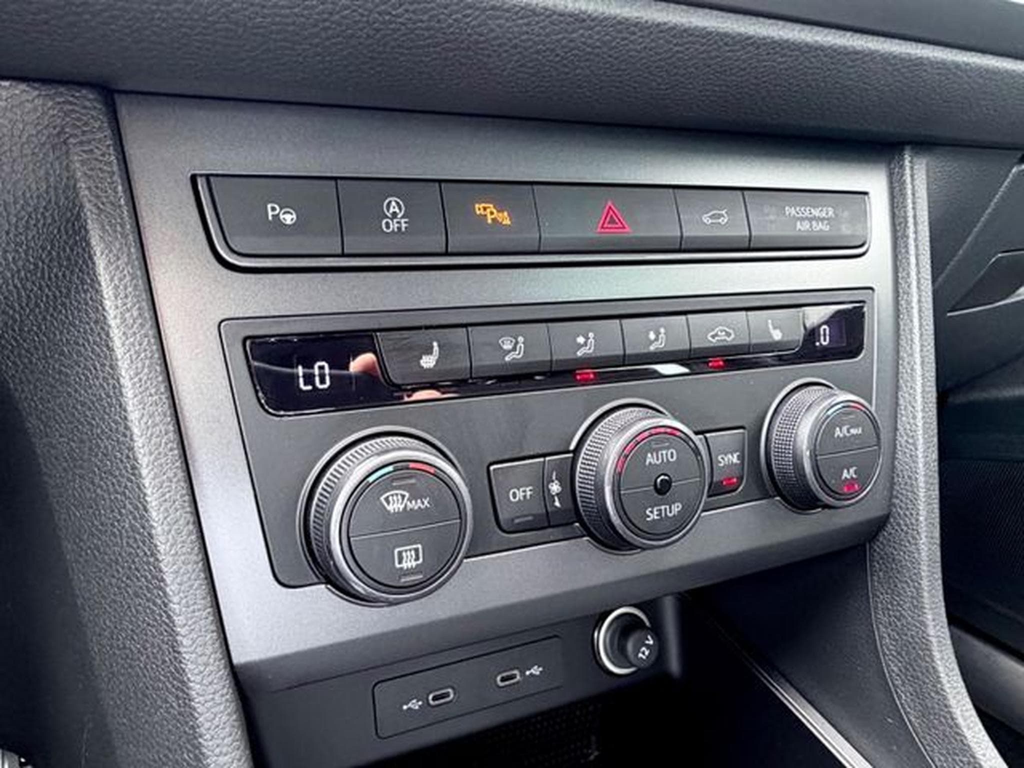 Cupra Ateca Ateca VZ 2.0 TSI DSG 4Drive/LED/ACC/LHZ/360° CAM (2024) - Photo 21