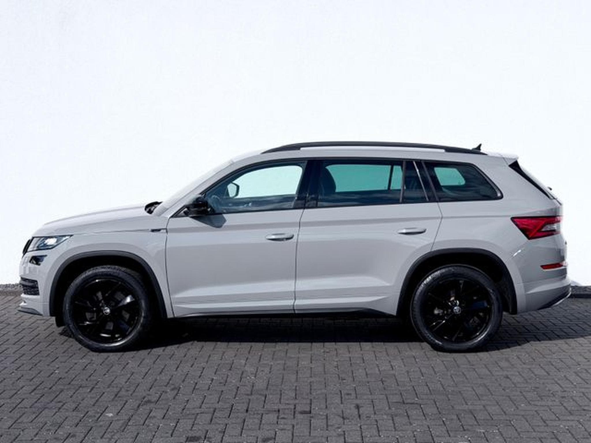Skoda Kodiaq Kodiaq Sportline 2.0 TSI DSG 4x4 /LED/ACC/AHK/ (2019) - Photo 8
